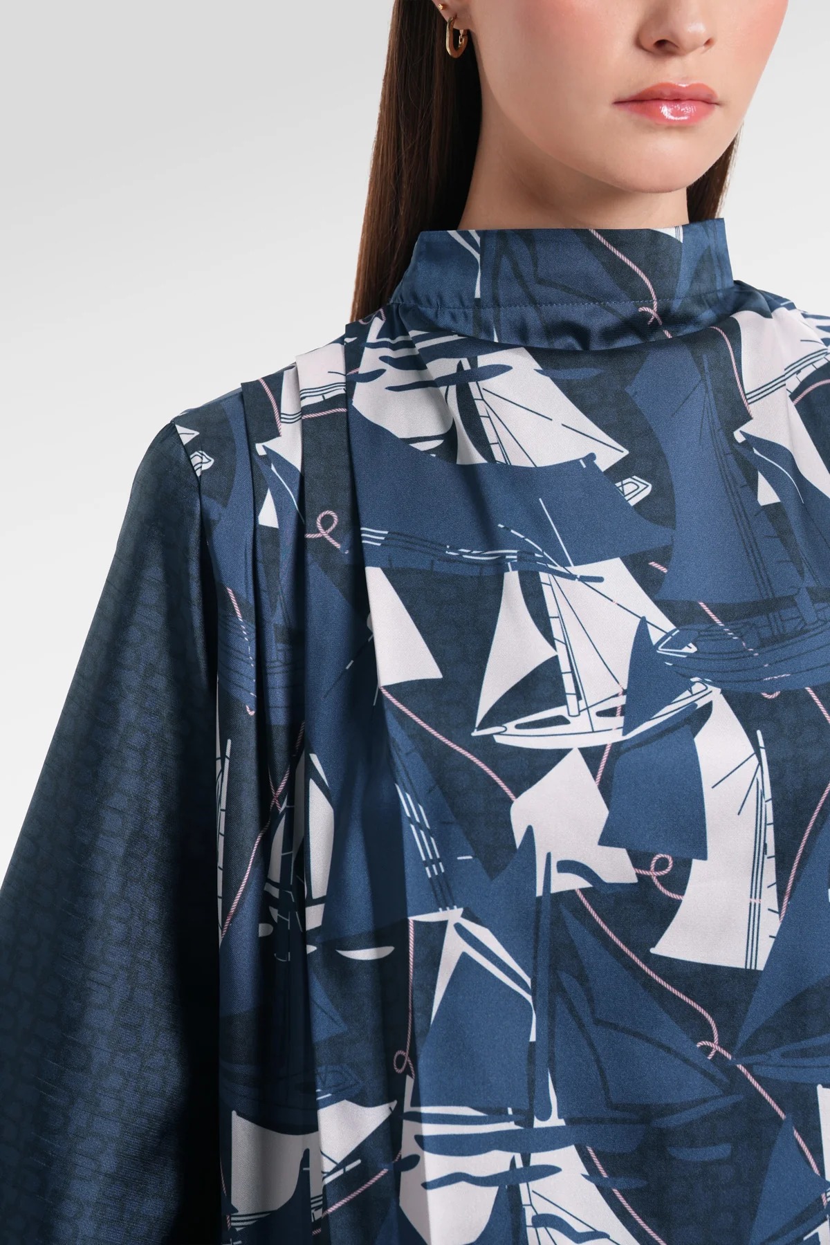 NAUTICAGRAM DRAPERY BLOUSE - BENANG JARUM