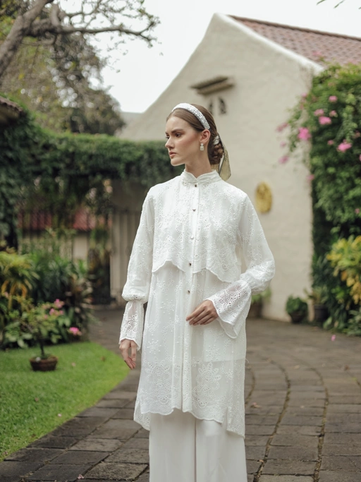 Image of FIOREN TUNIK - SIMPLVEEWEE