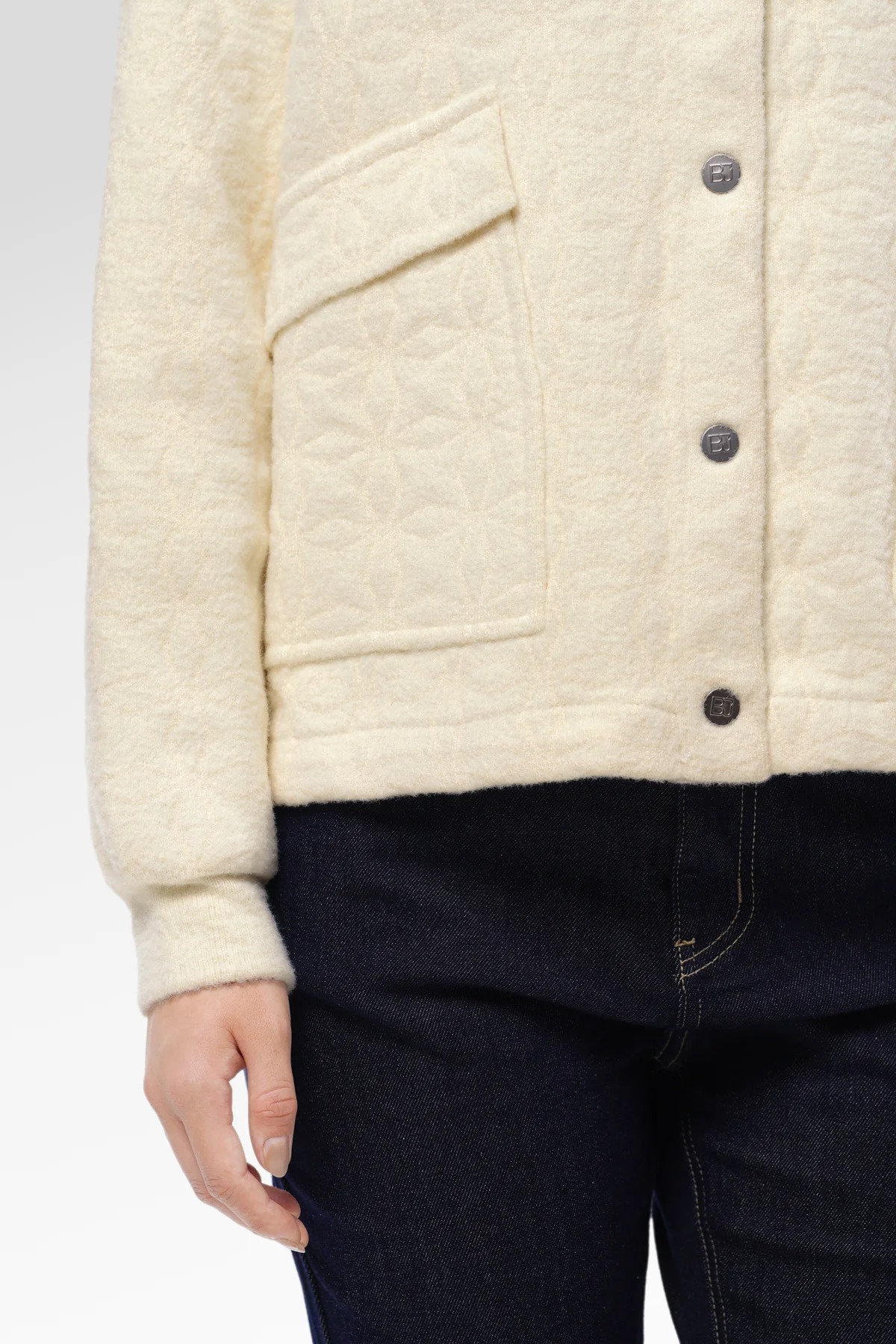 STEPHANIE JACKET - BENANG JARUM
