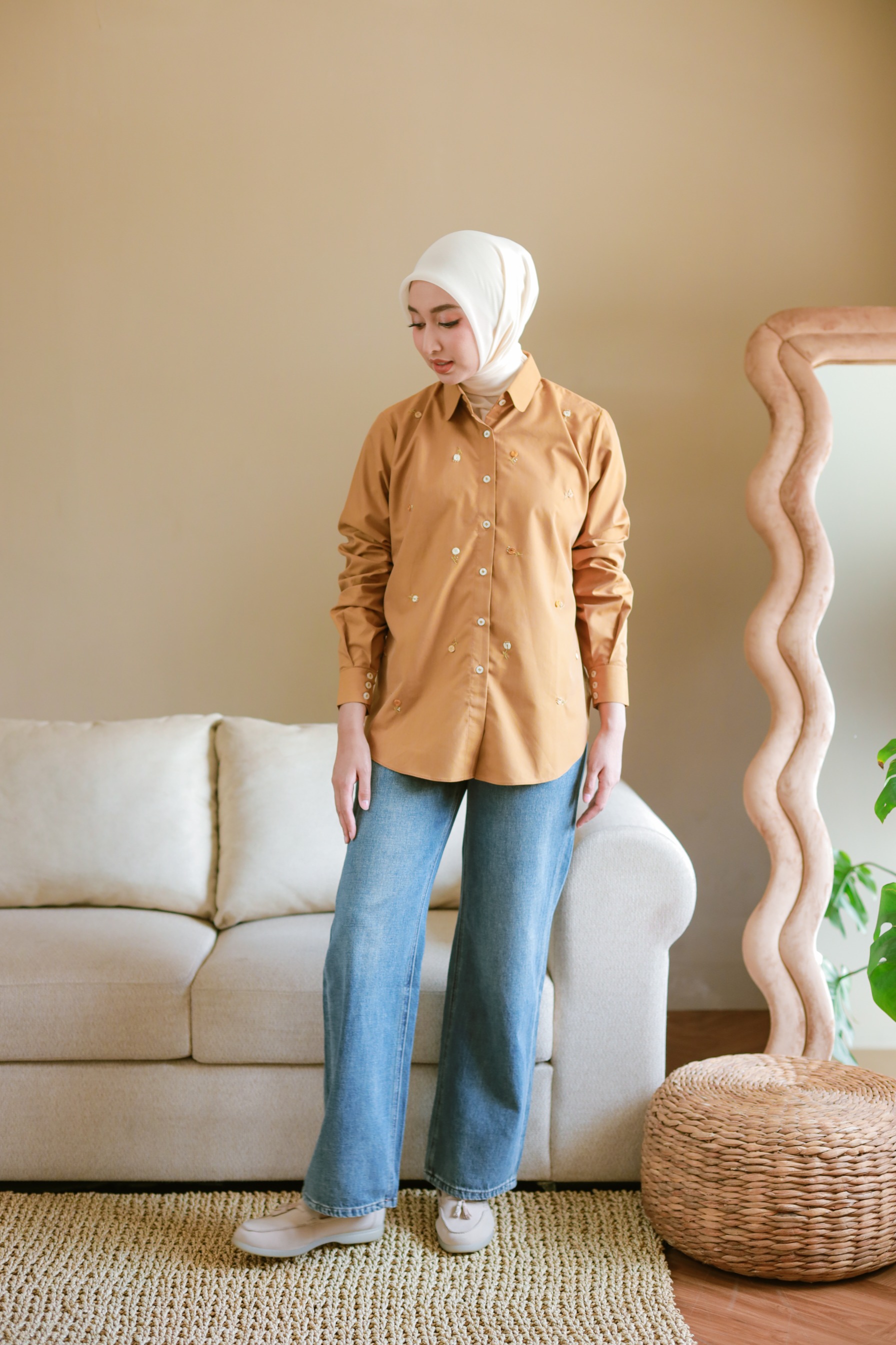 GARINA TOP - AYU DYAH ANDARI 