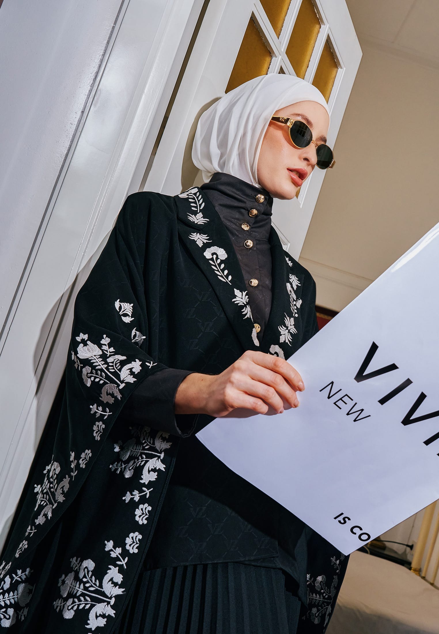 ALRESQHA OUTER - VIVI ZUBEDI