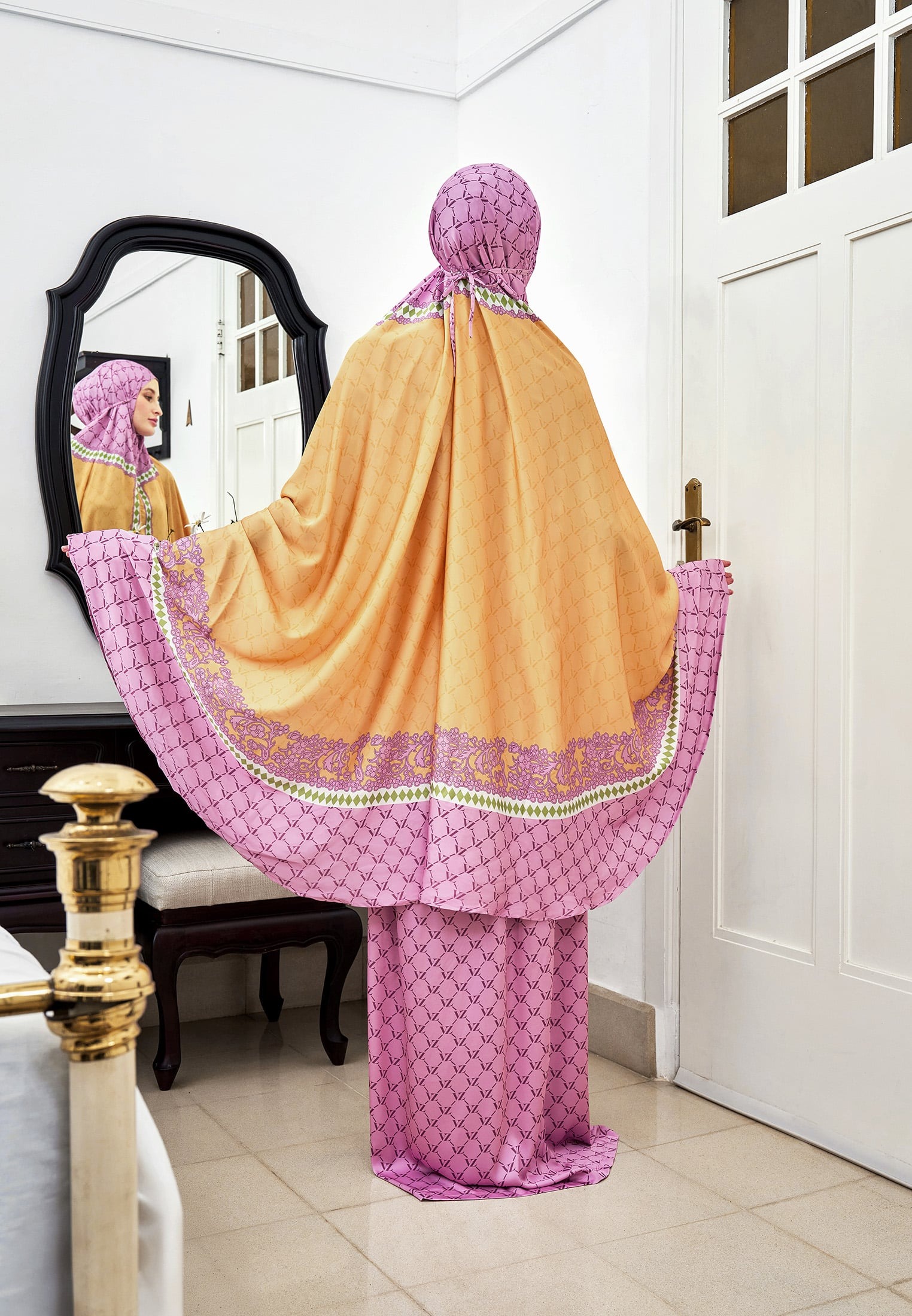 CLEMYRA PRAYER SET - VIVI ZUBEDI