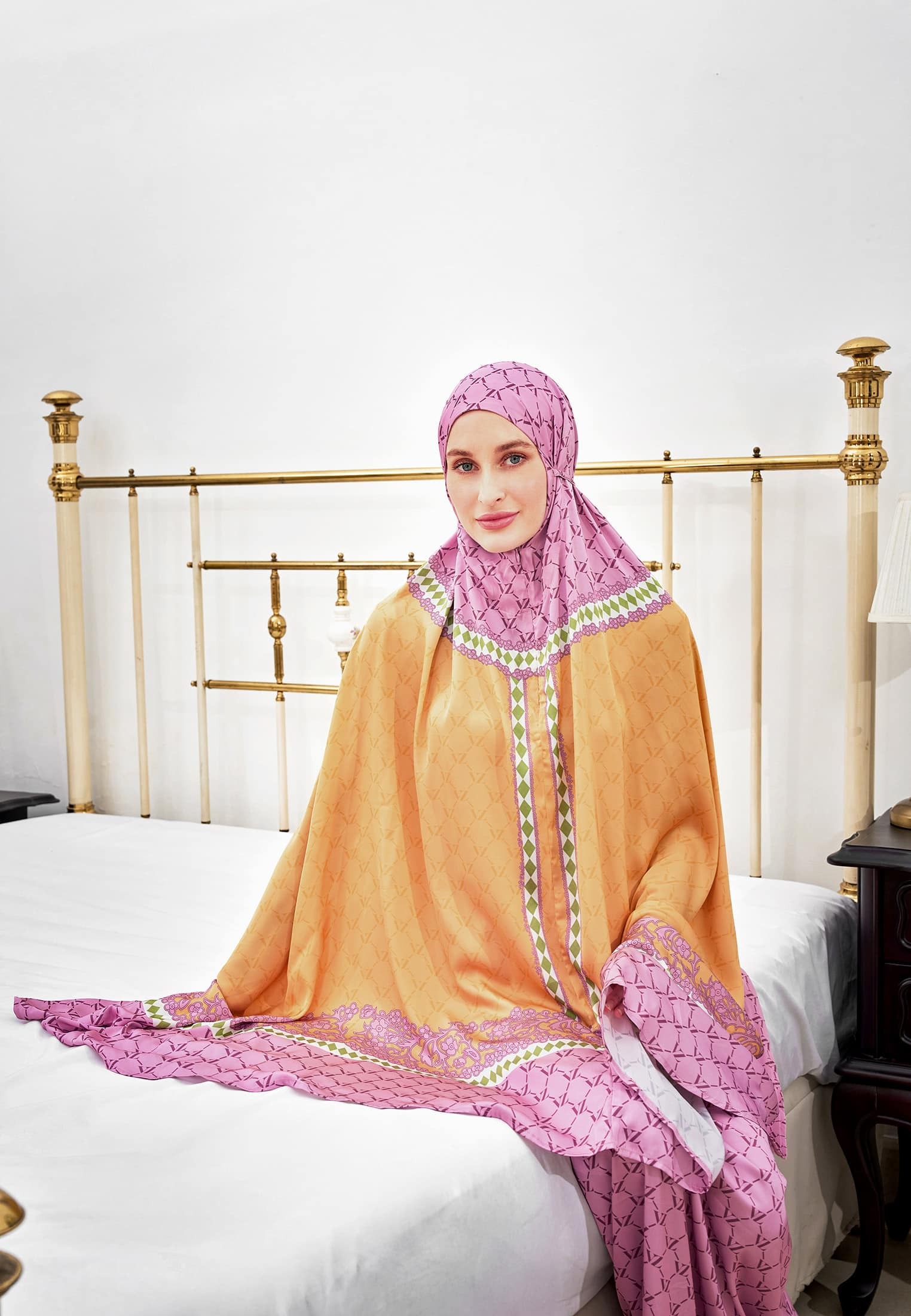 CLEMYRA PRAYER SET - VIVI ZUBEDI