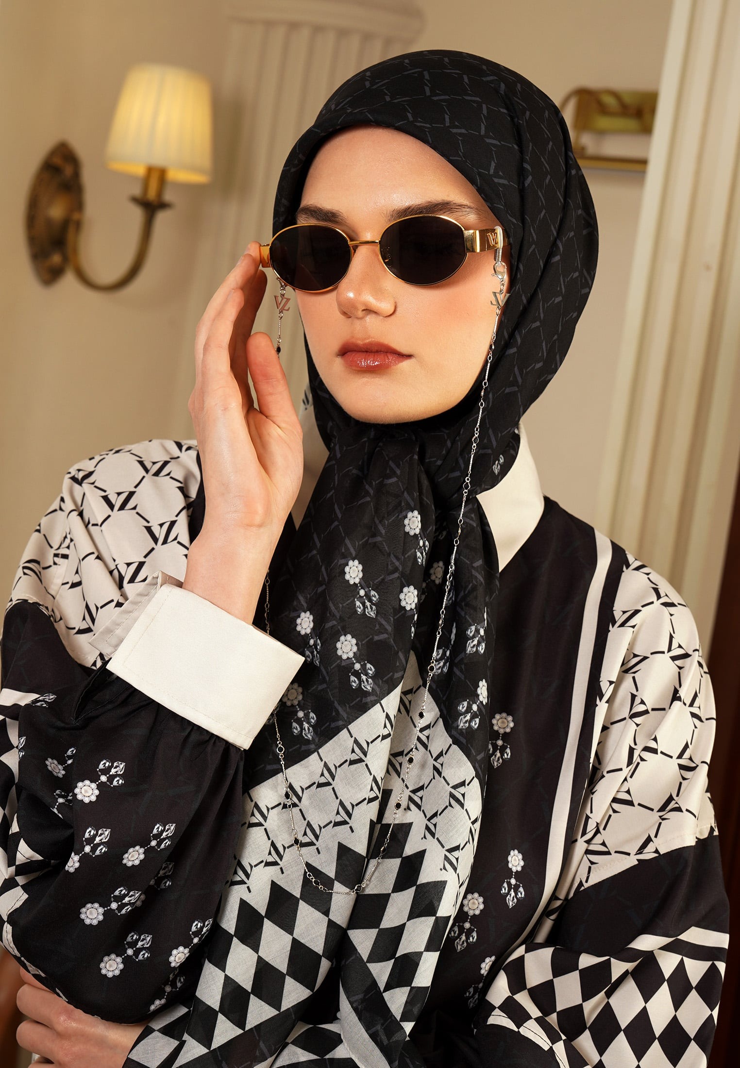 GALECHKA SCARF 2.0  - VIVI ZUBEDI