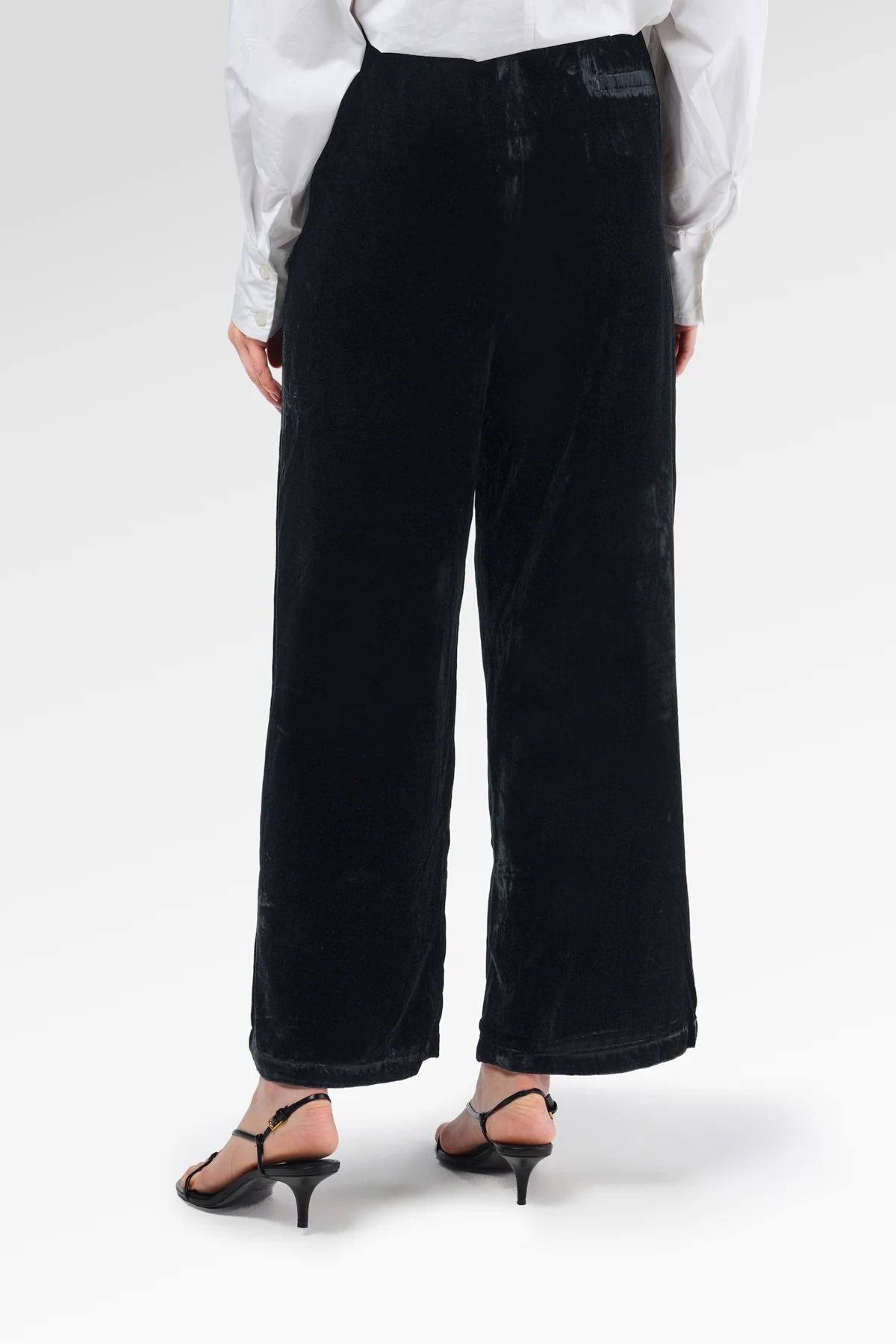 VELVET LONG PANTS - BENANG JARUM