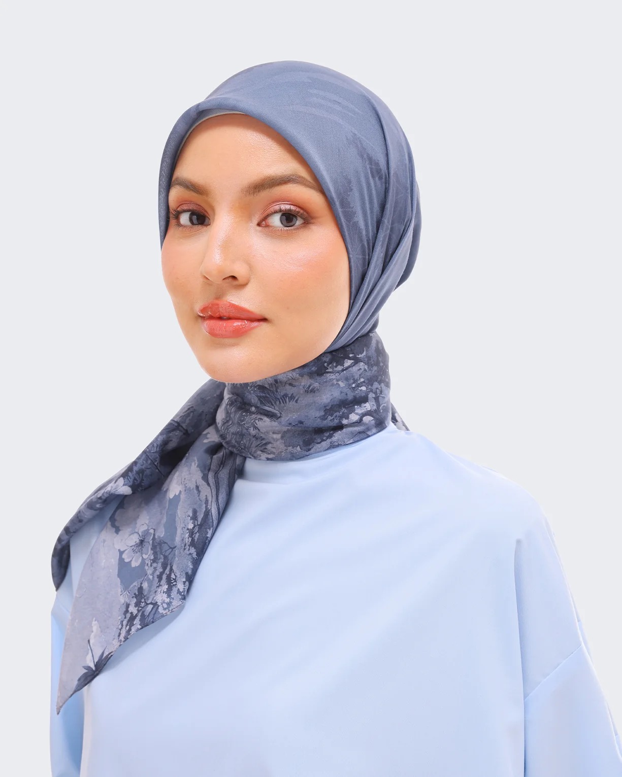 HANA SCARF - RIA MIRANDA
