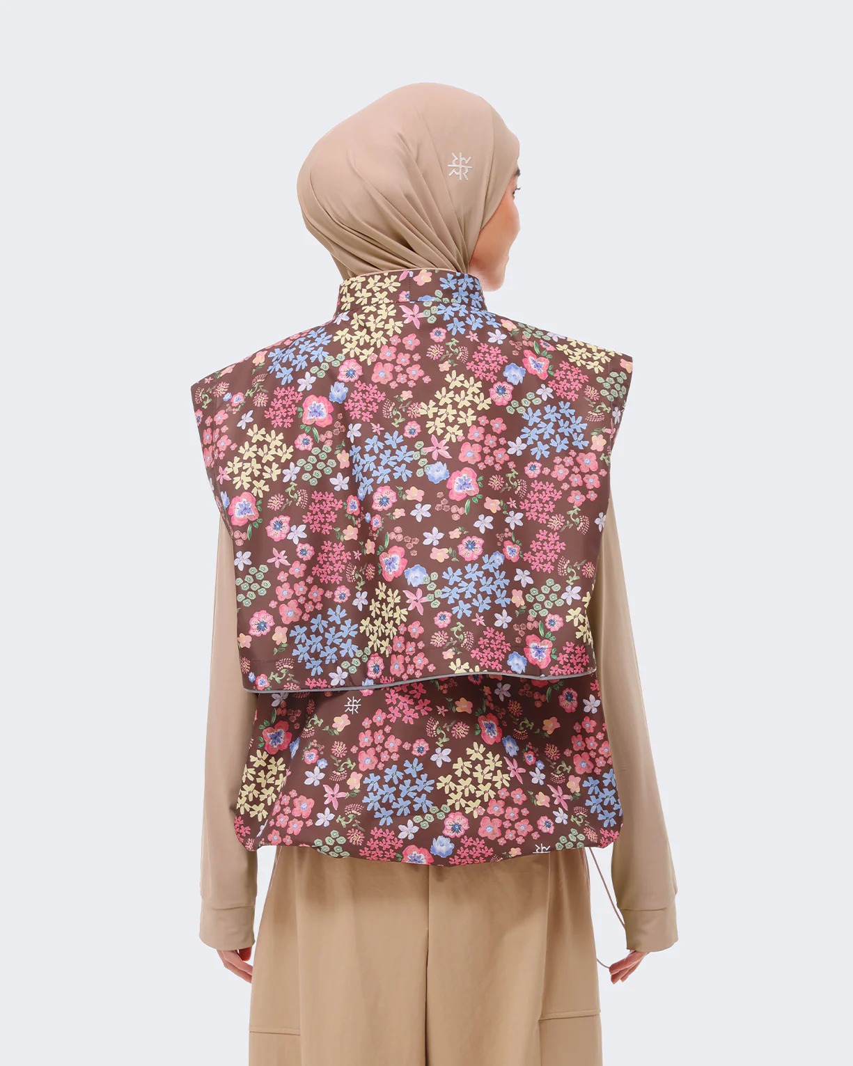 CELES VEST - RIA MIRANDA