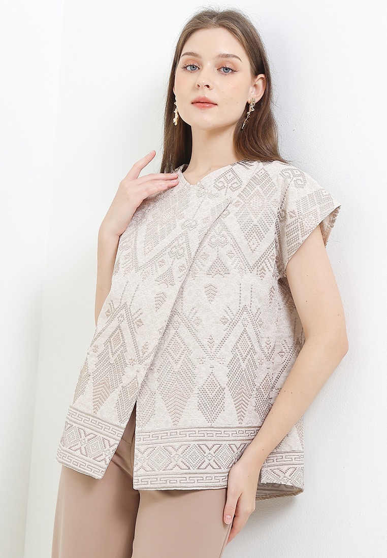  KALYANA VEST - INTRESSE