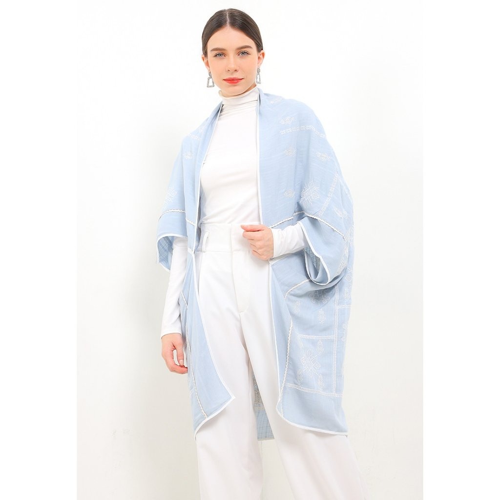 DIVINITY OUTER - INTRESSE