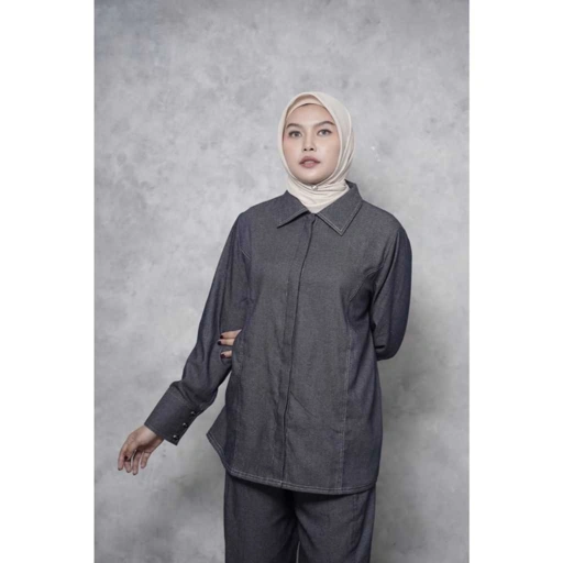 Image of SEQUIN SHIRT -  SARALACE X GHANIEA