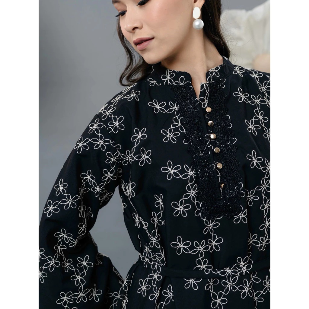 ZALINA TUNIK - SIMPLYVEEWEE