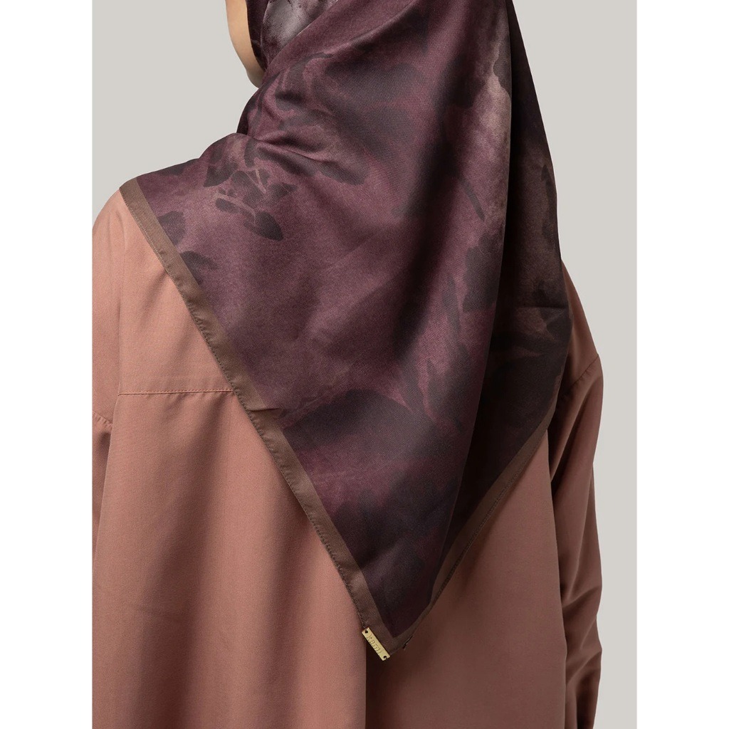 KATLA DHARA SIGNATURE SCARF - KAMI