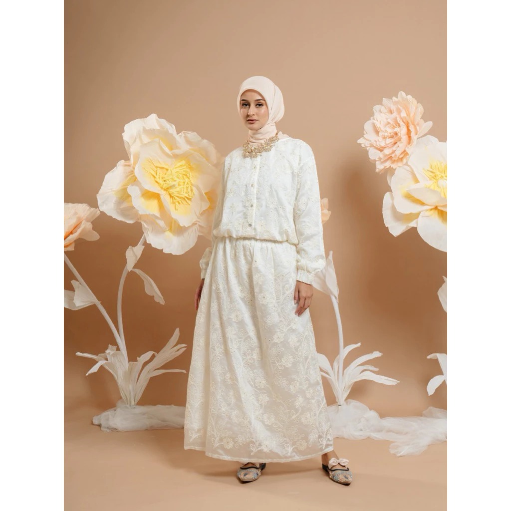 LAUDYA ONE SET - SIMPLYVEEWEE