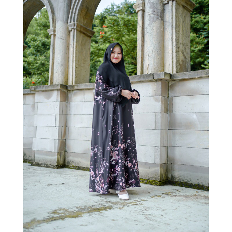 Kiciks - Dress Only Paris Van Java
