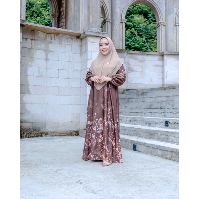 Kiciks - Dress Only Paris Van Java