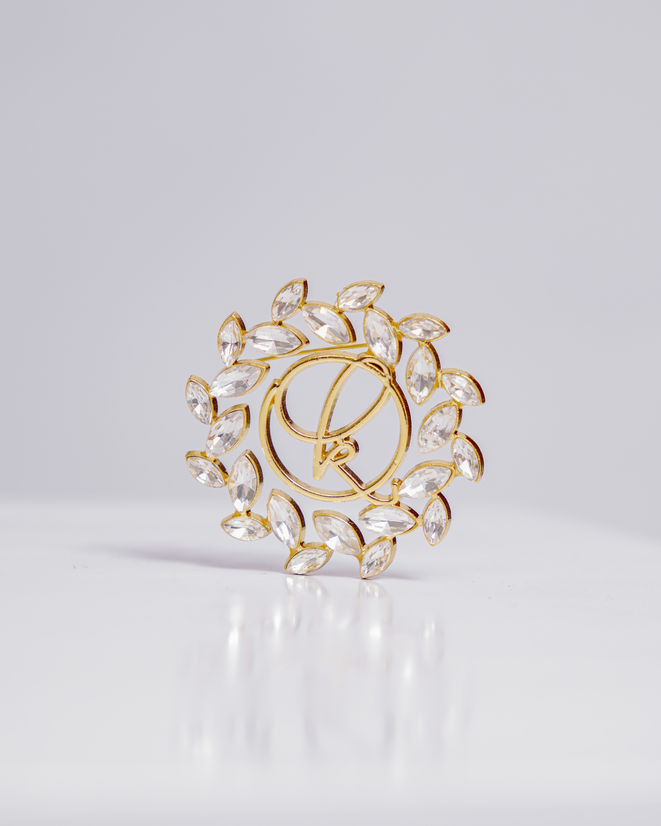Brooch Mewah Kiciks