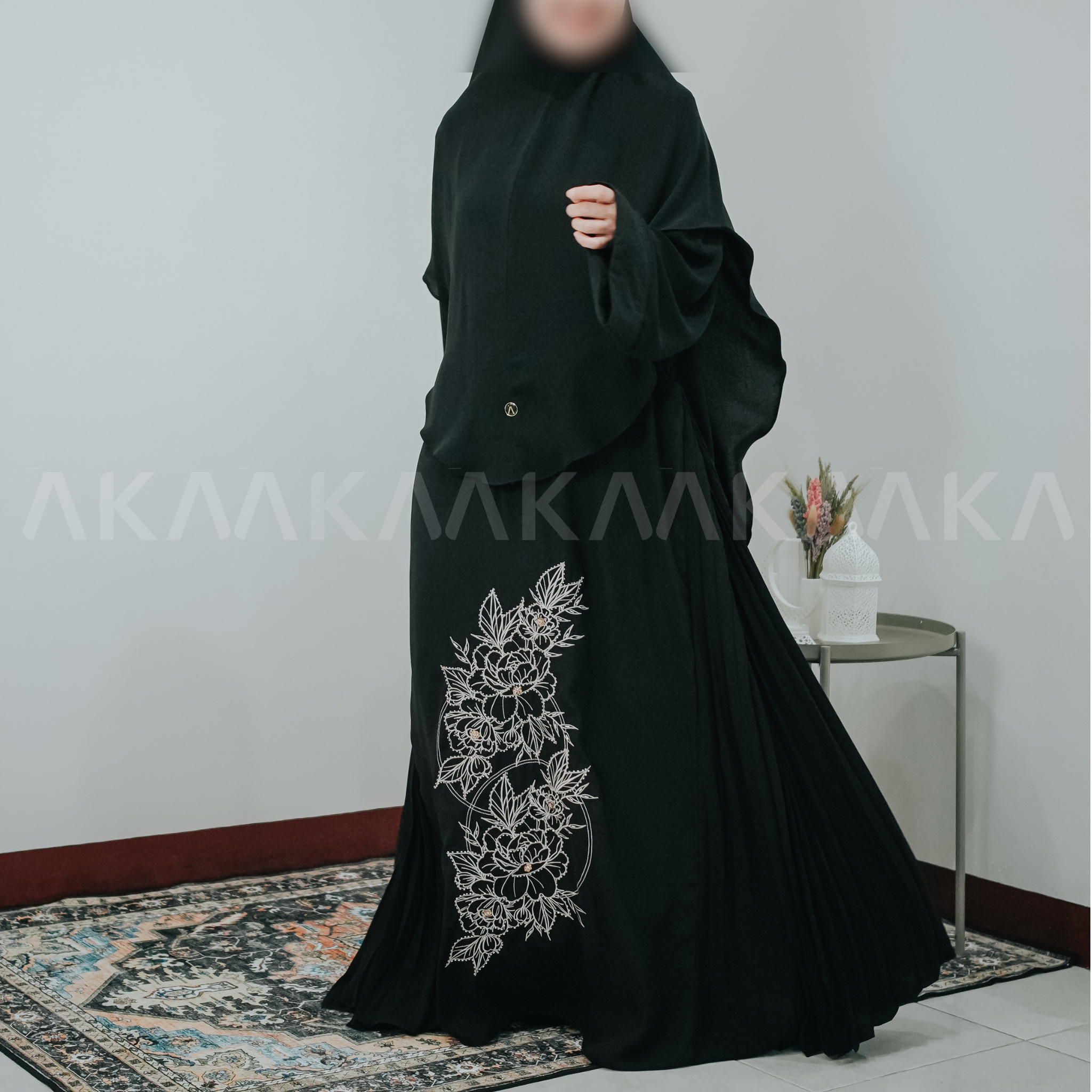 ARUNIKA PLEATS
