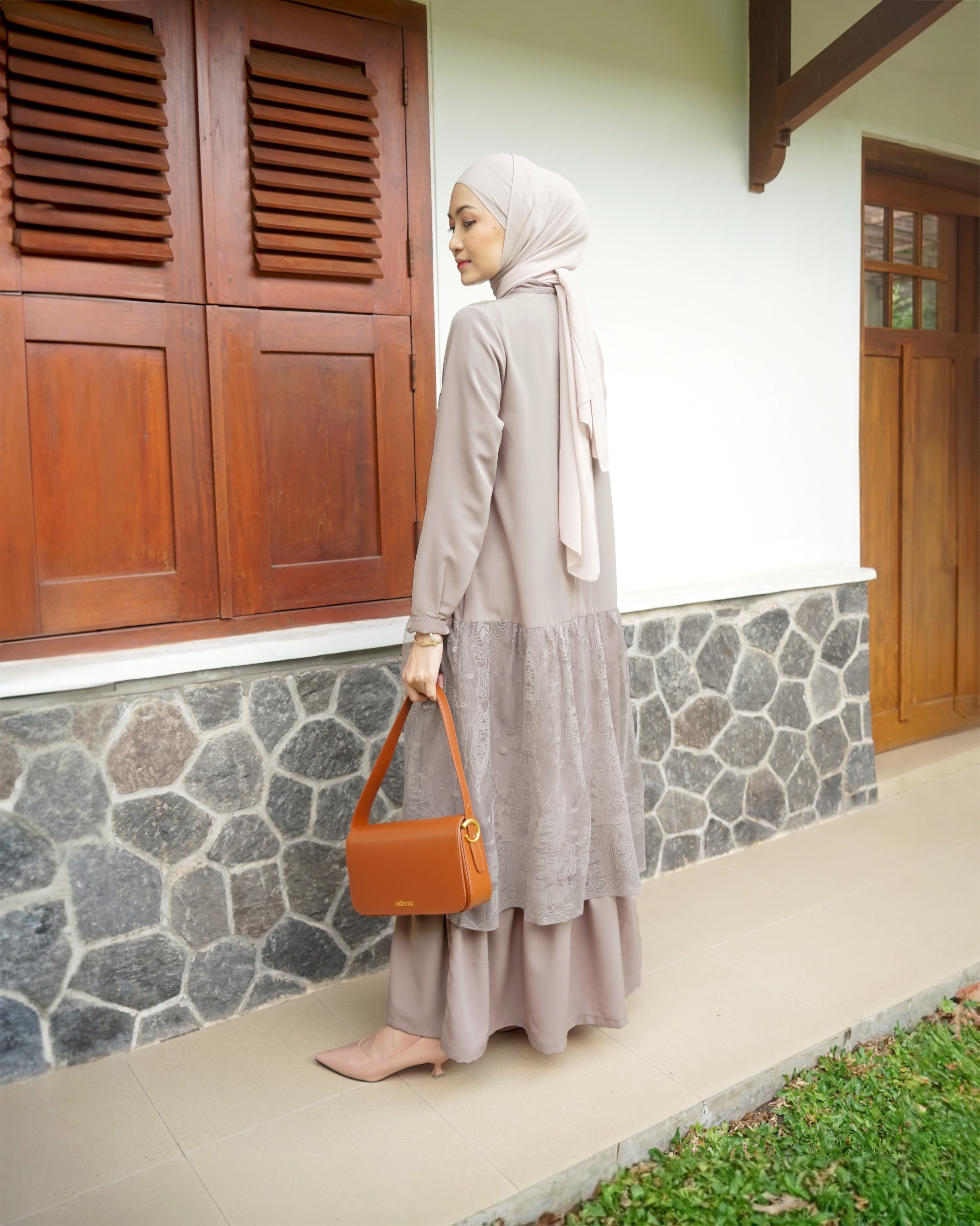 Zanera Dress Taupe