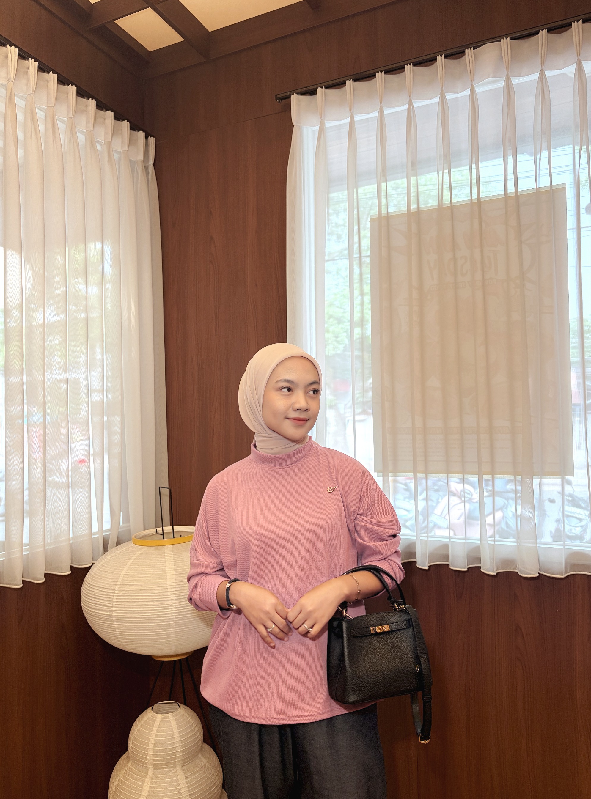 Aina Top Guava
