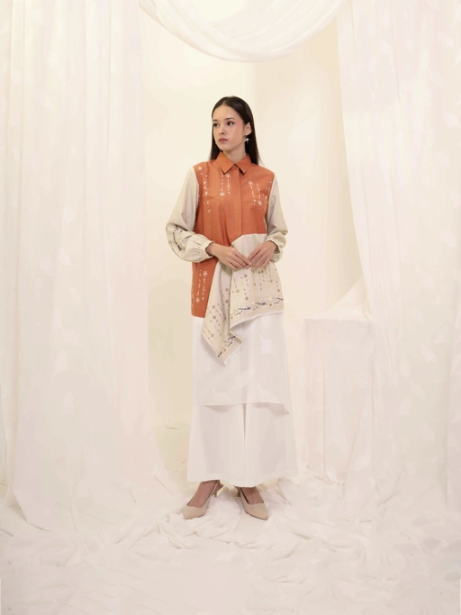 Image of Arumpala Blouse