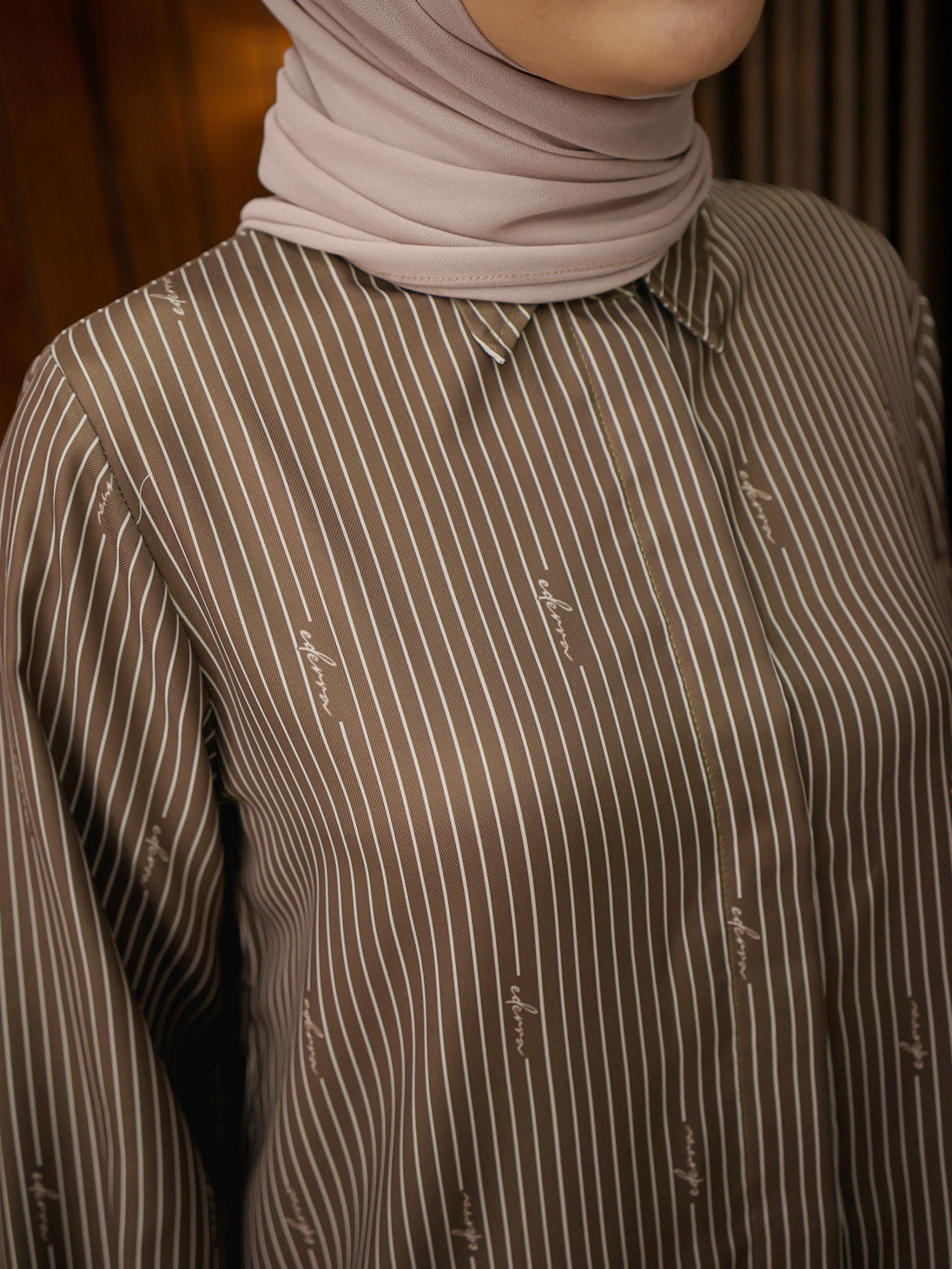 Elana Top Dark Oliv