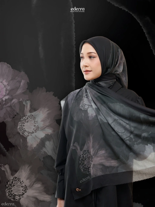 Image of Poppy Scraft Jetblack