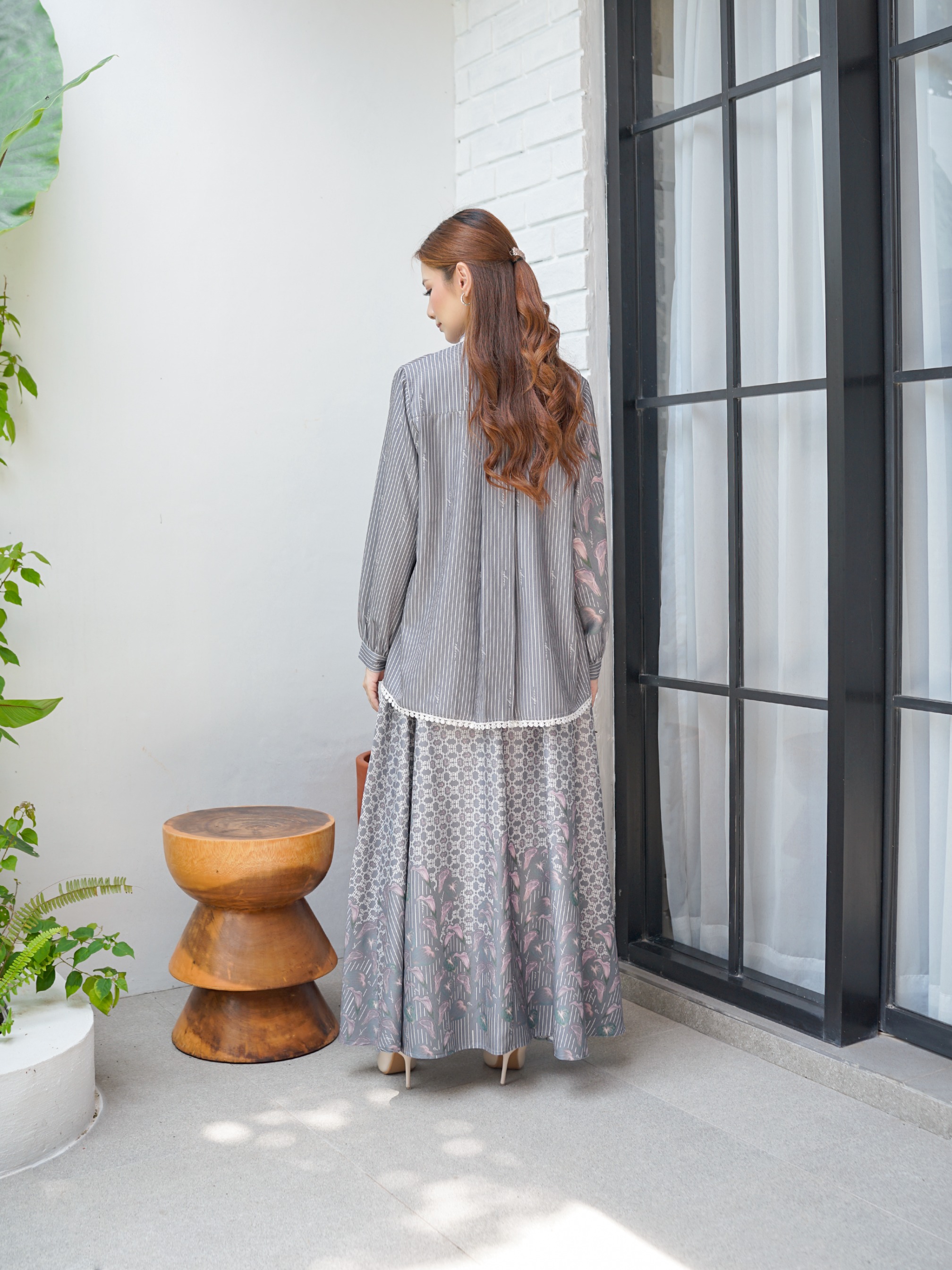 Anggun Oneset Ultimate Grey 