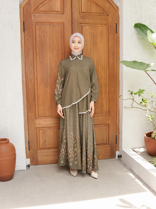 Image of Anggun Oneset Dark Olive (PO Pengiriman 9 Maret)