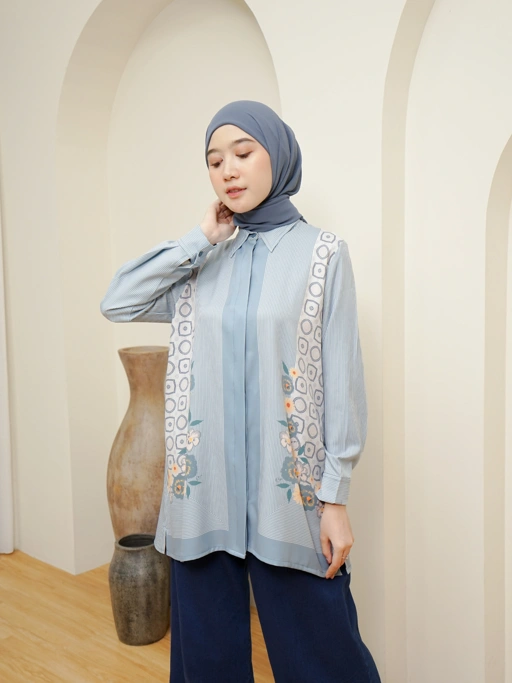 Image of Noella Top Soft Blue