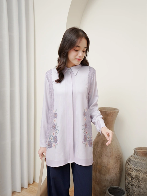 Image of Noella Top Soft Lilac