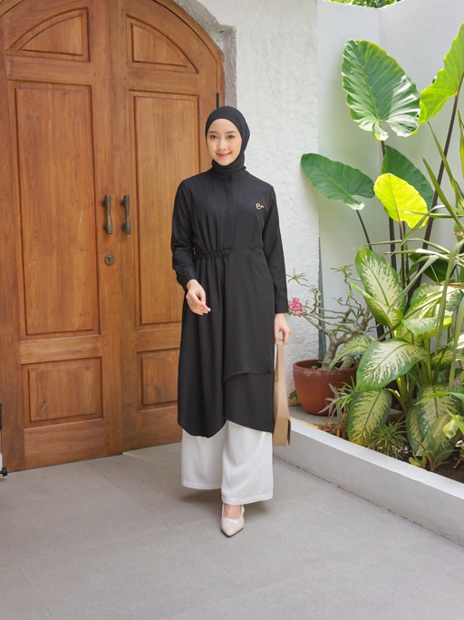 Image of Celisa Tunic Black 