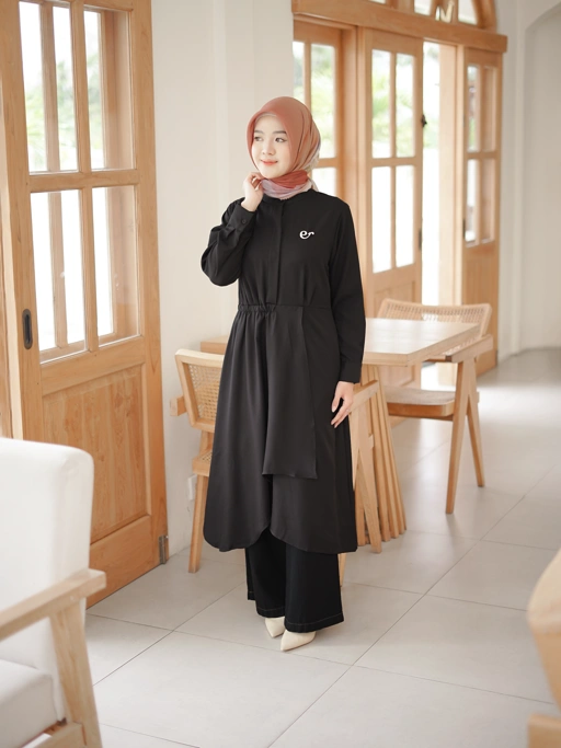 Image of Celisa Tunic Black 