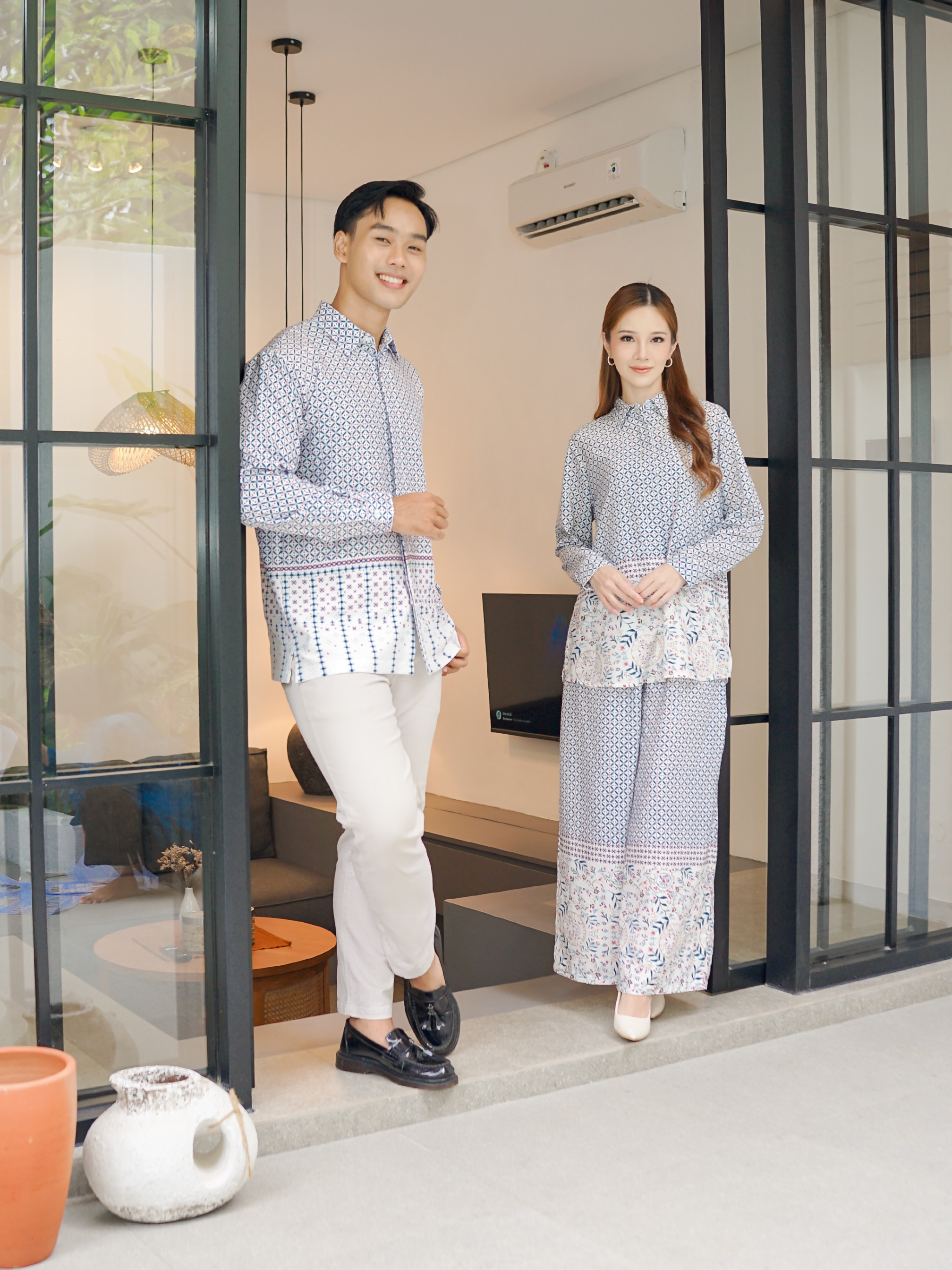  Sarimbit Couple Sekar Tulus Sangria