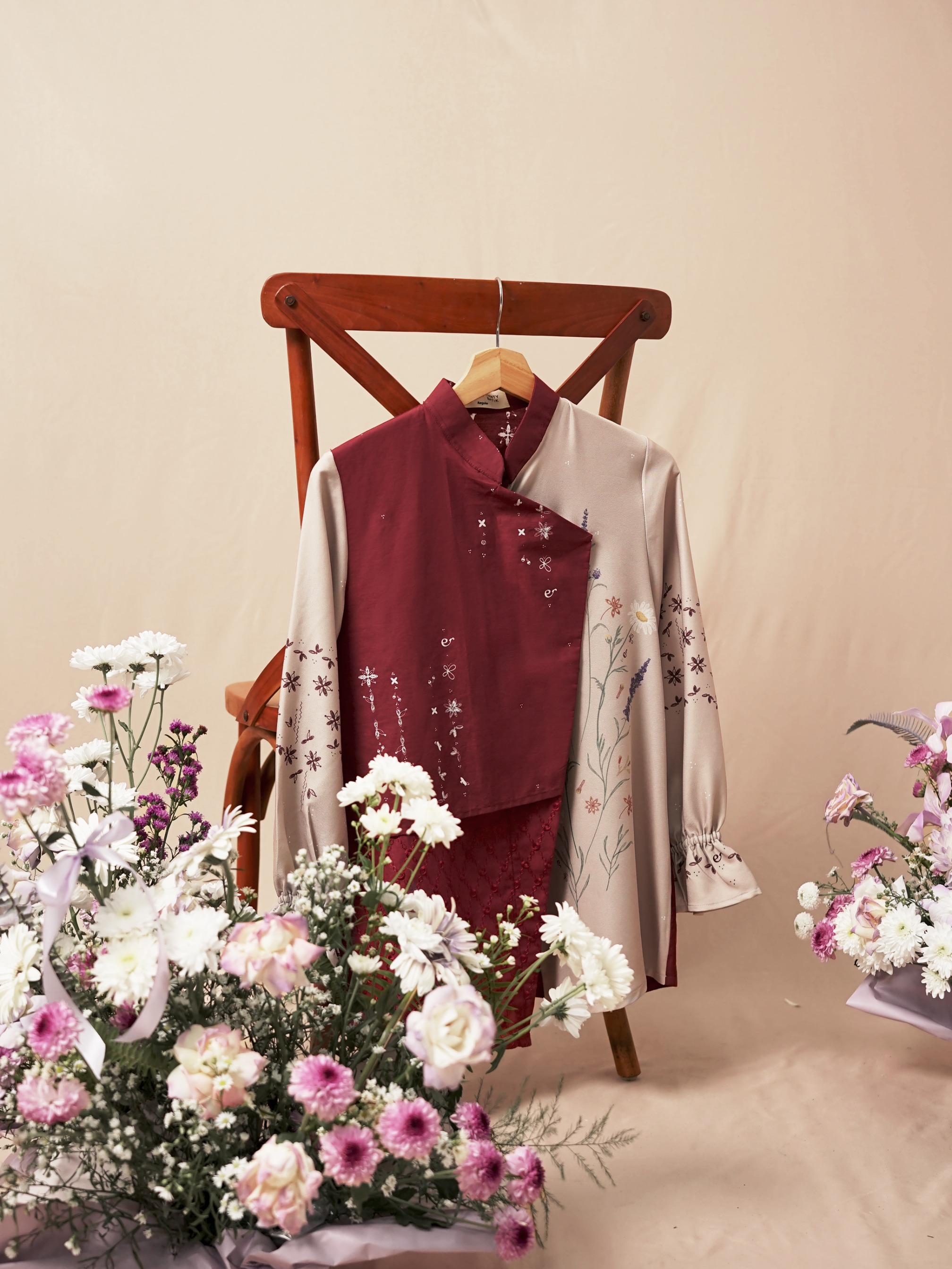 Kayuna Blouse Ederra X Rianty Batik