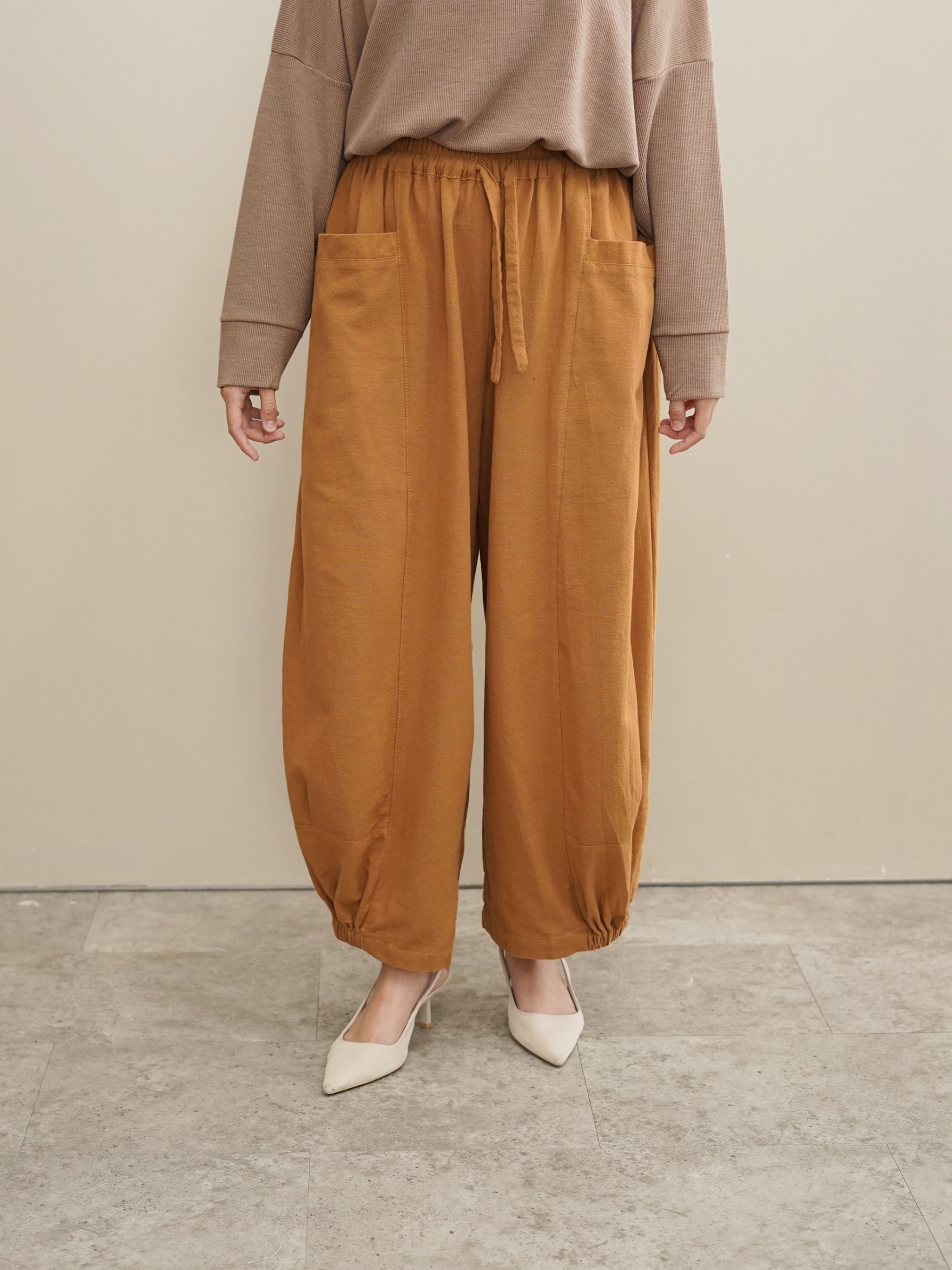 Leora Pants Honey Ginger