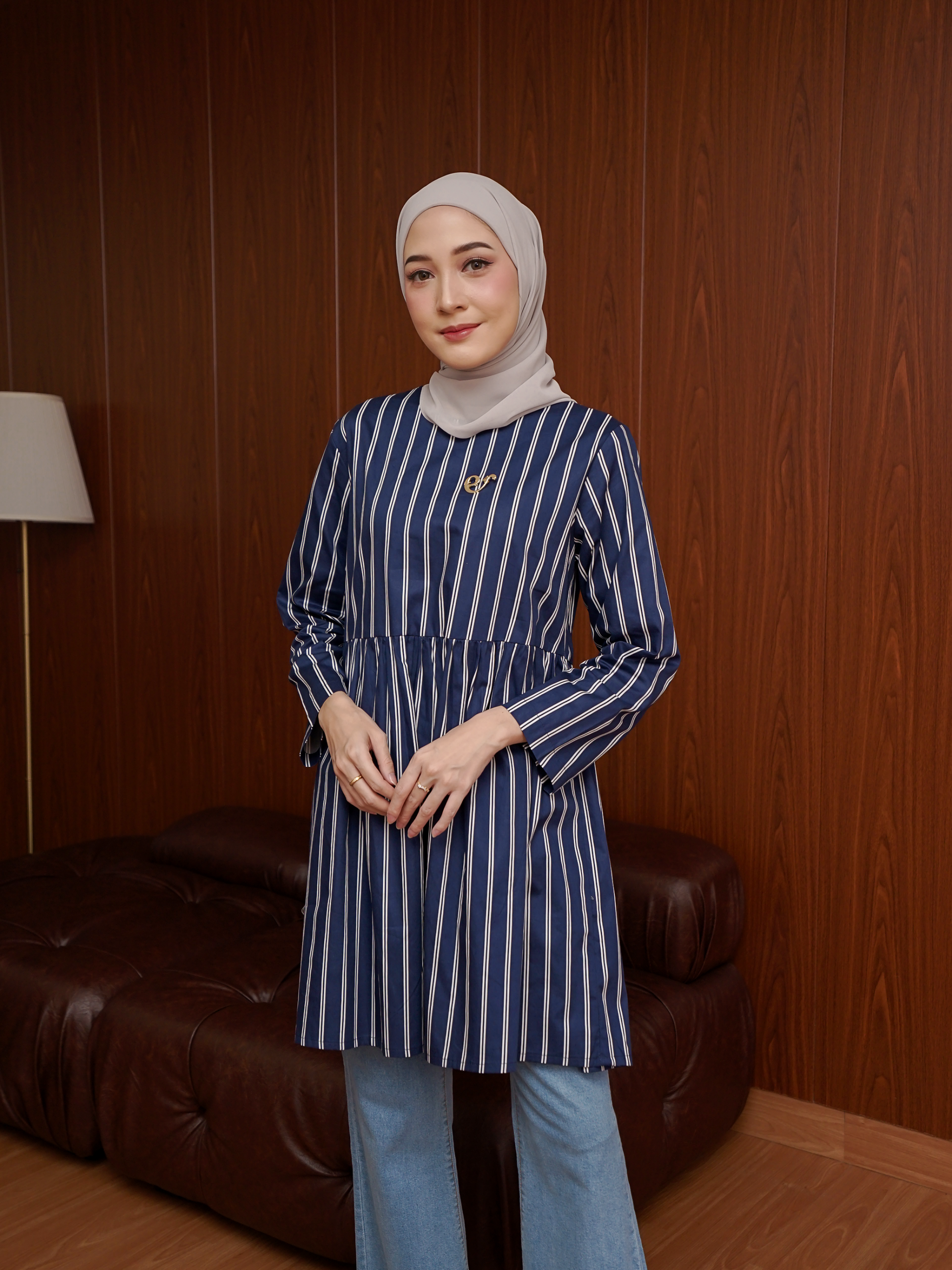 Elea Tunic Navy Peony