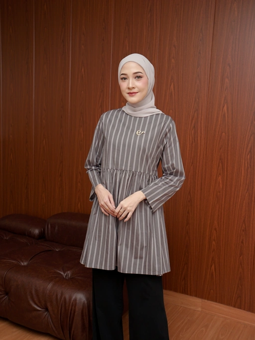 Image of Elea Tunic Ultimate Gray