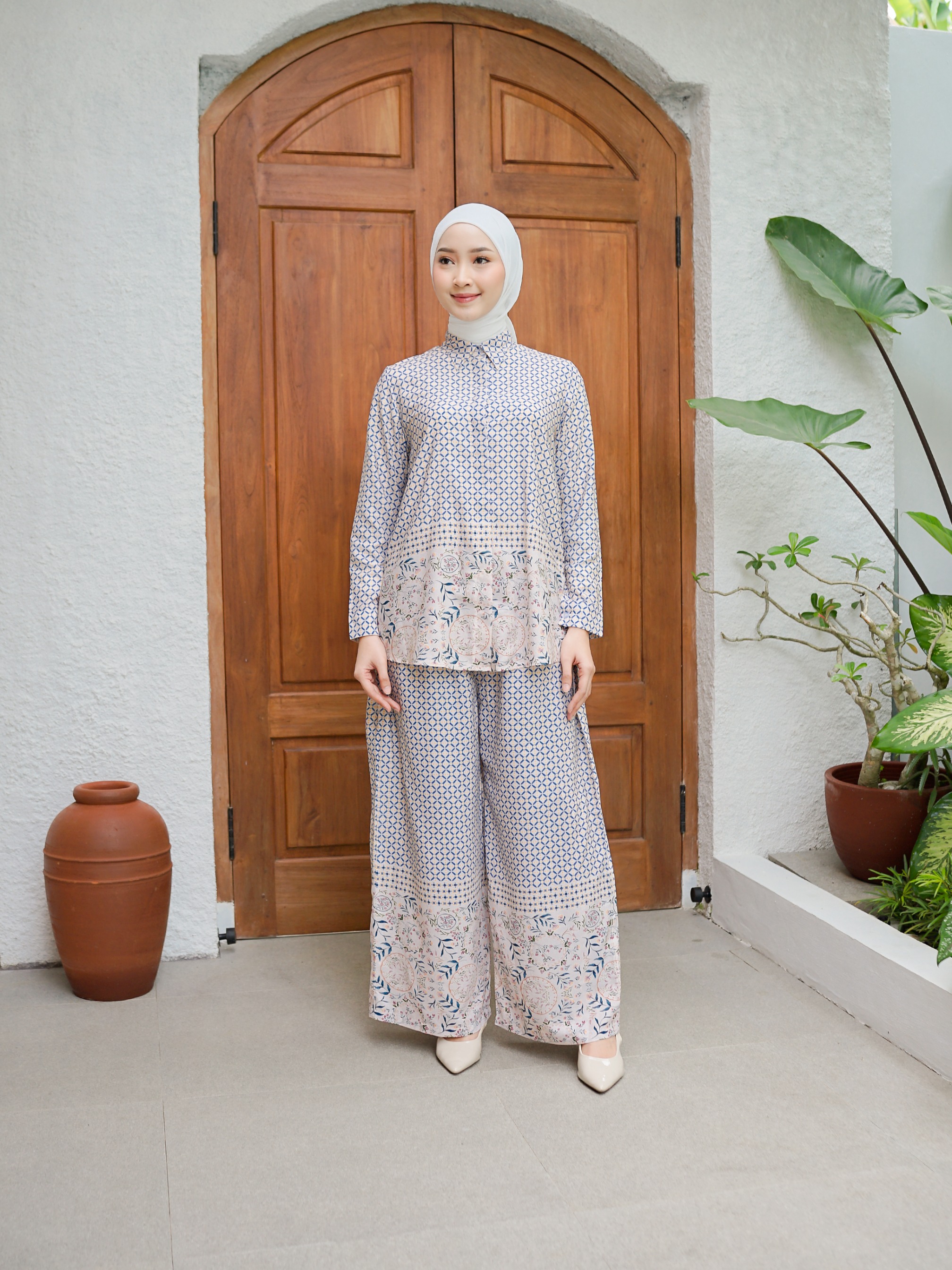 Sarimbit Couple Sekar Tulus Blue Perennial