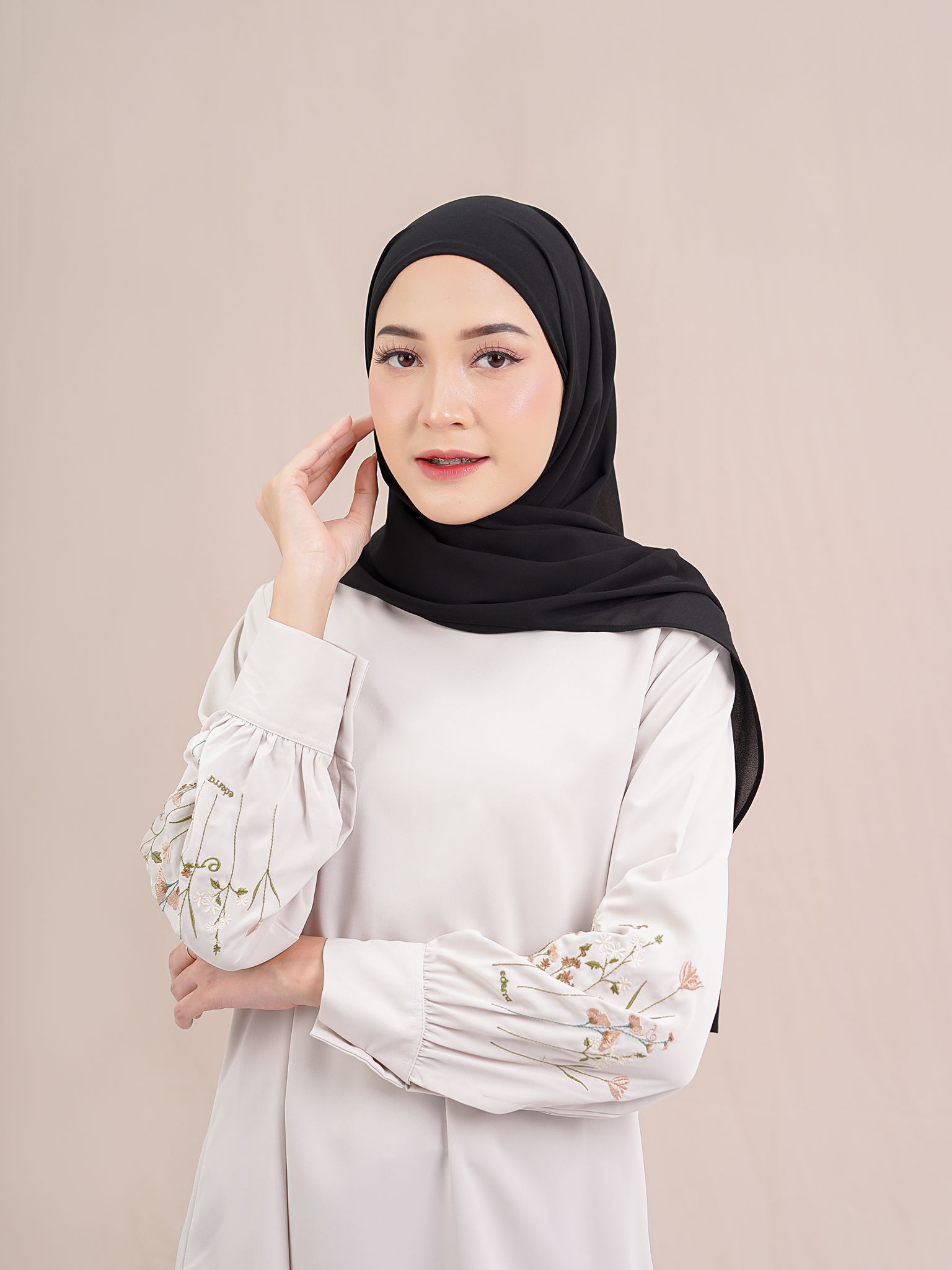 Luna Instan Hijab Black