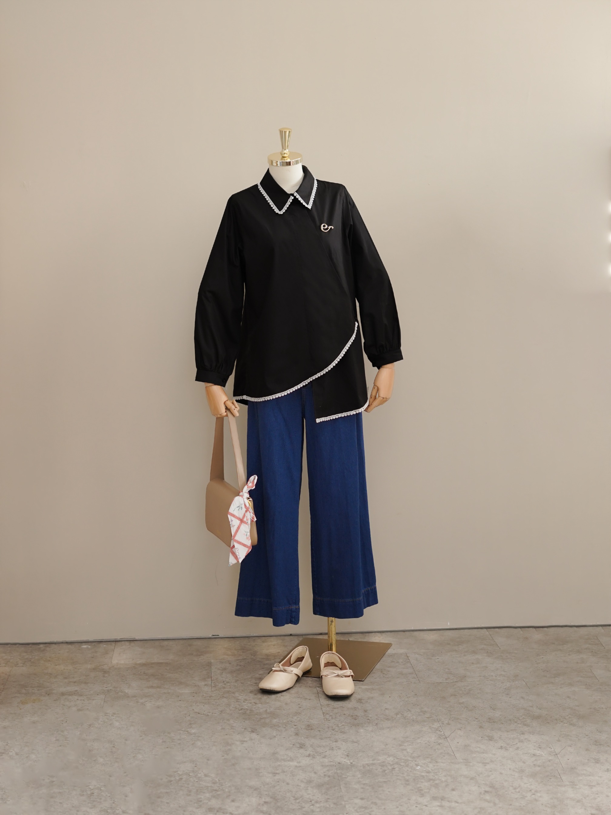 Kana Top Black