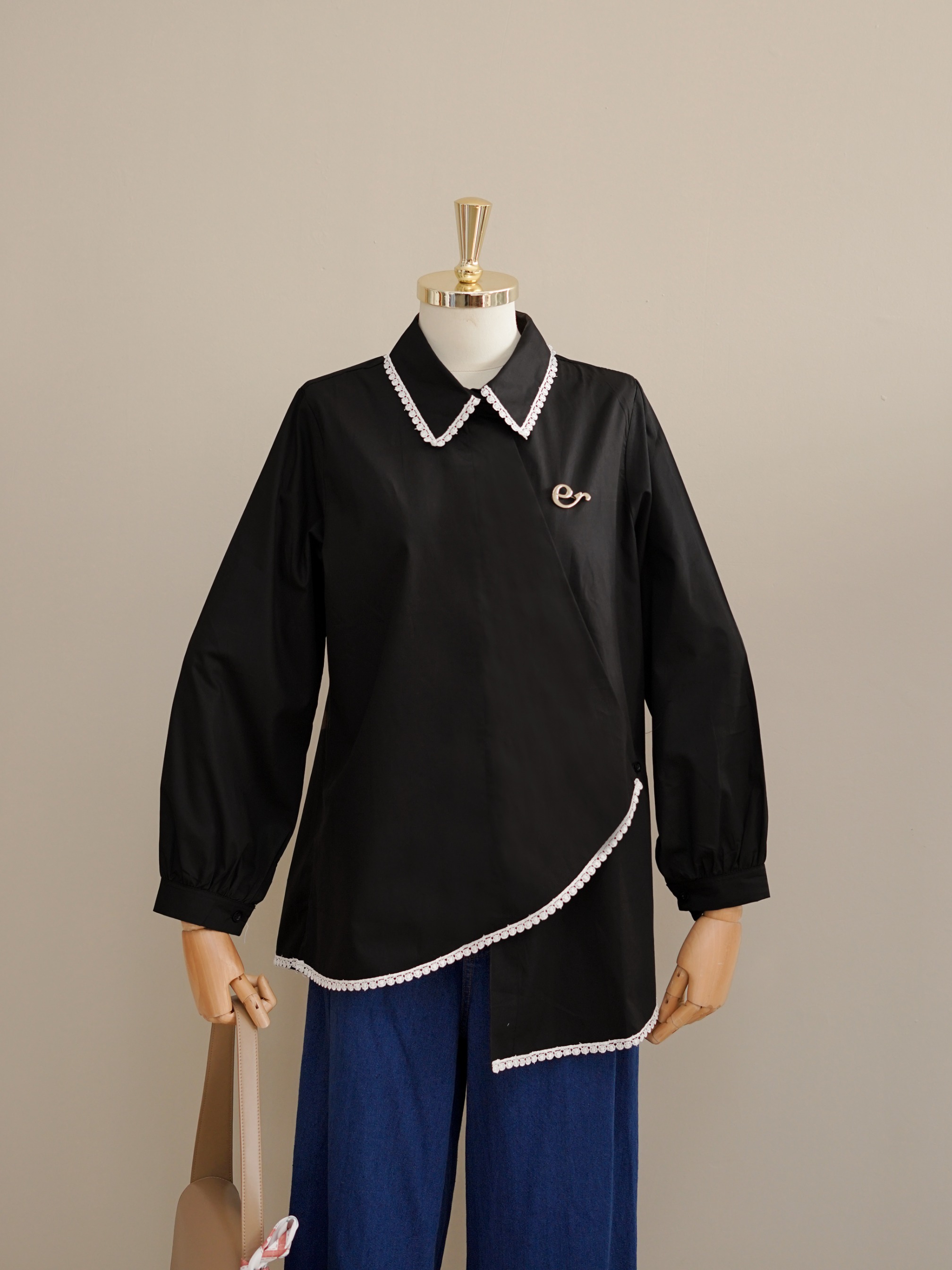 Kana Top Black
