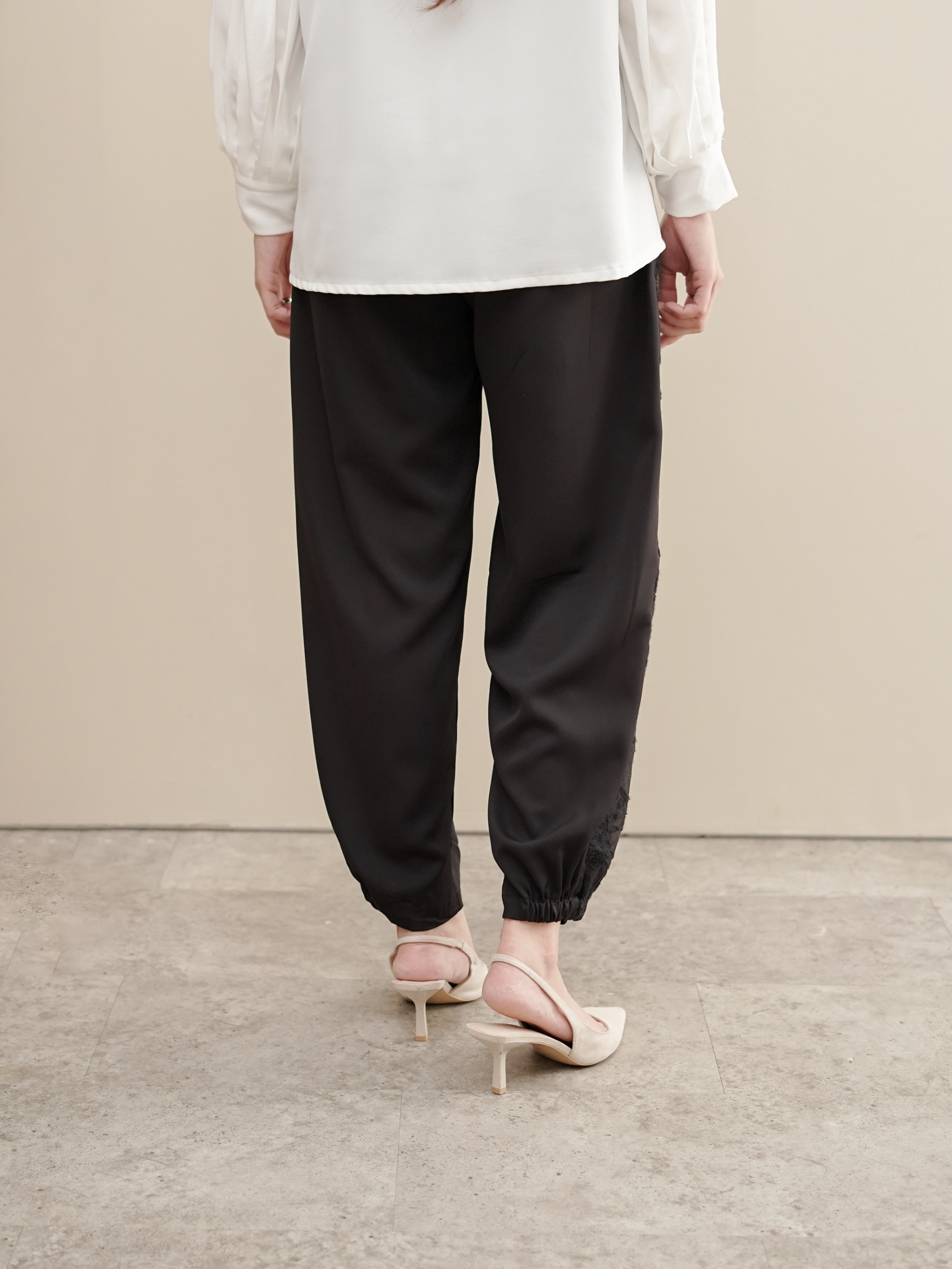 Alla Pants Black