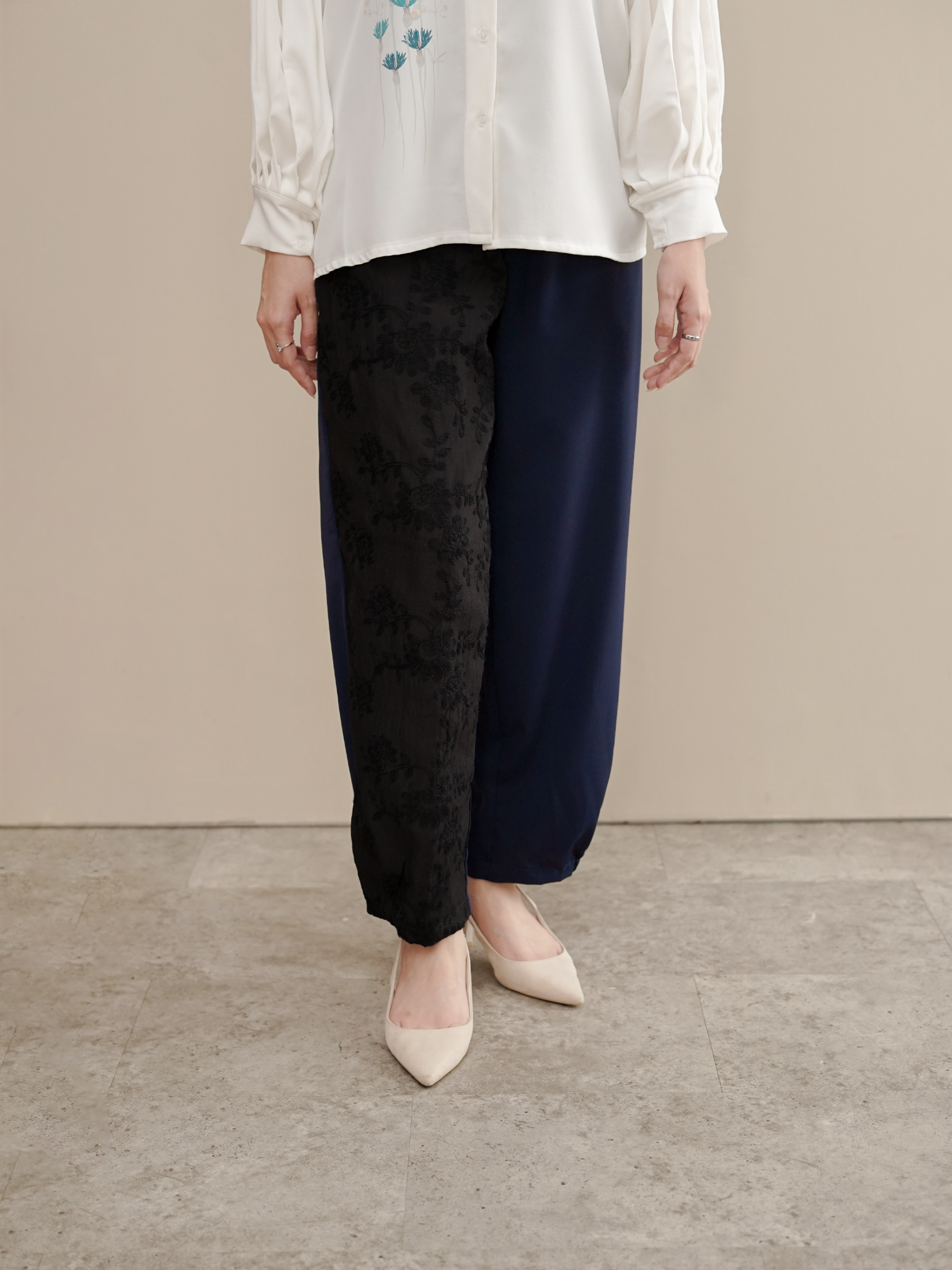 Alla Pants Navy