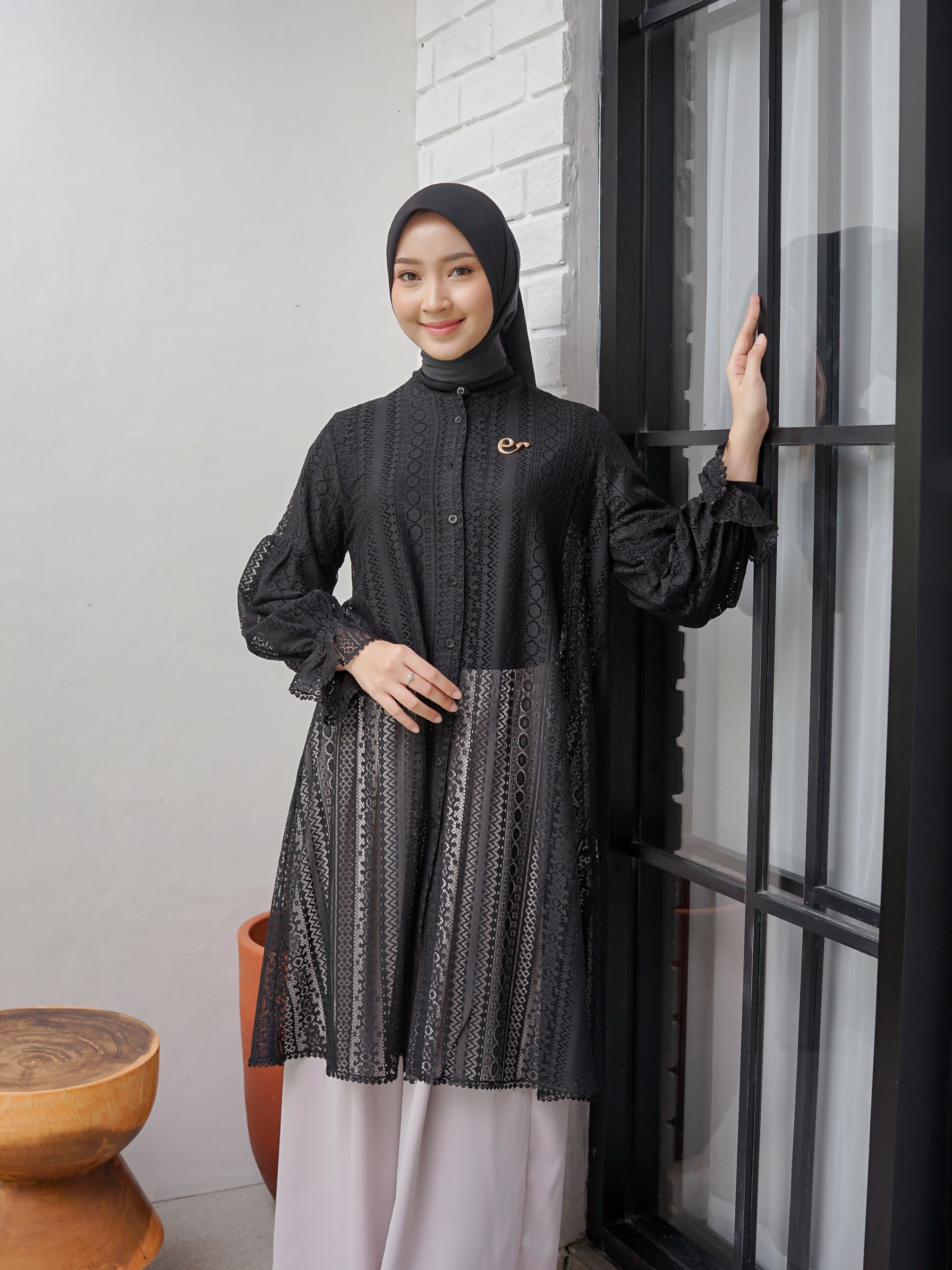 Ramanda Tunic Black
