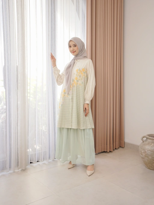 Image of Arunika Tunic Glass Green