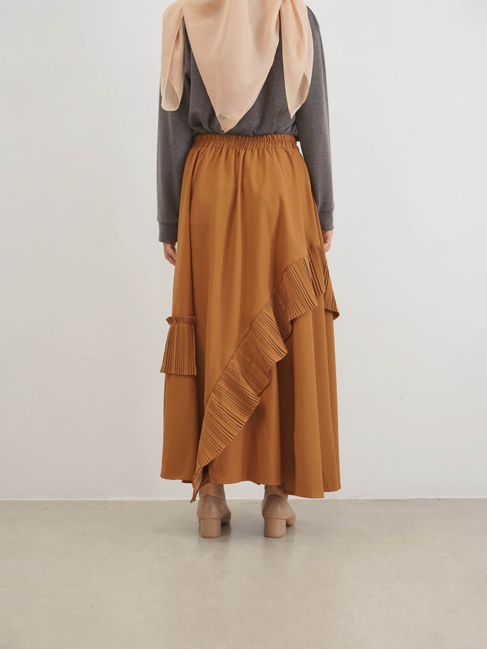 Lyra Skirt Sugar Almond