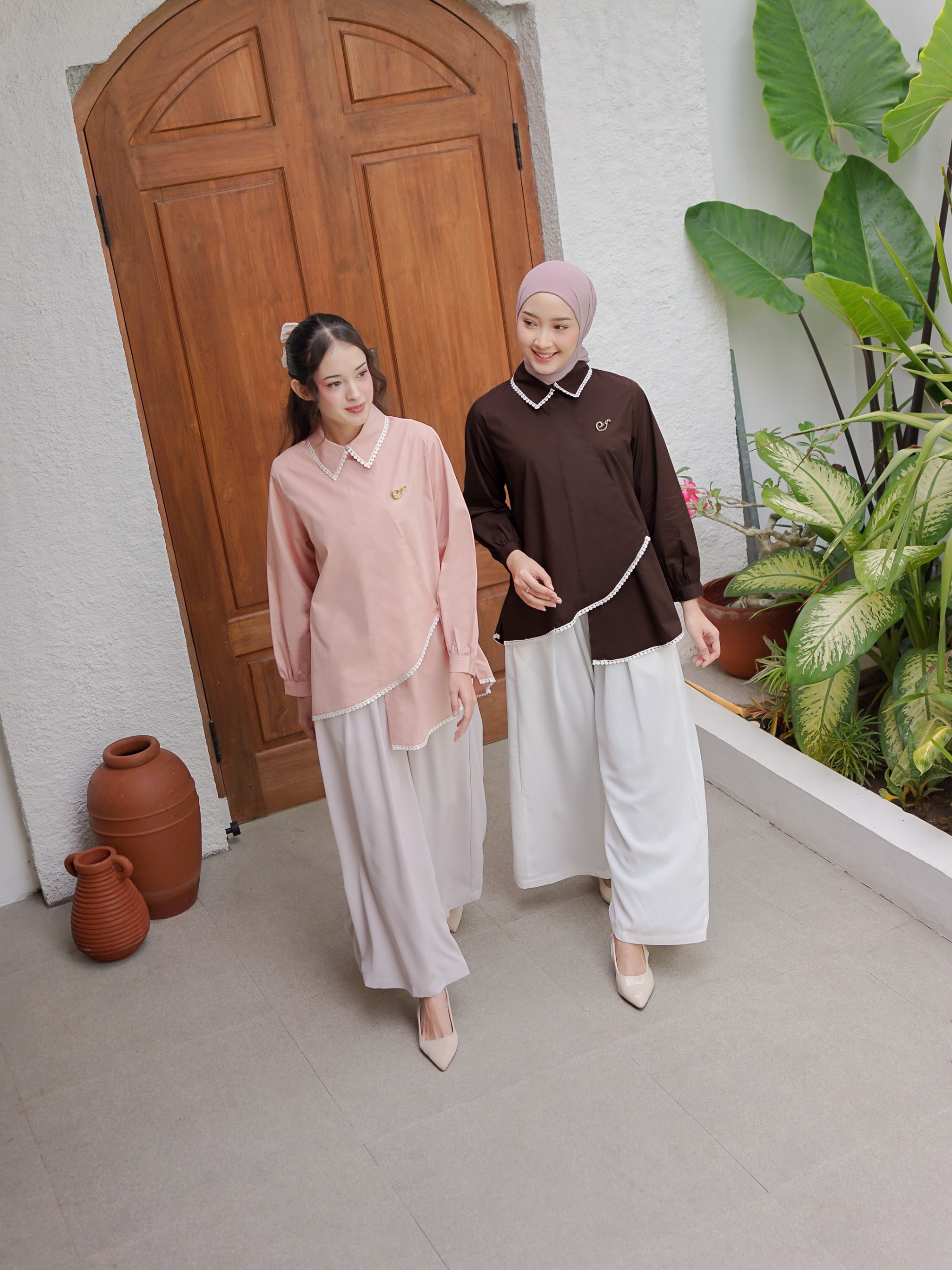 Kana Top Dark Brown