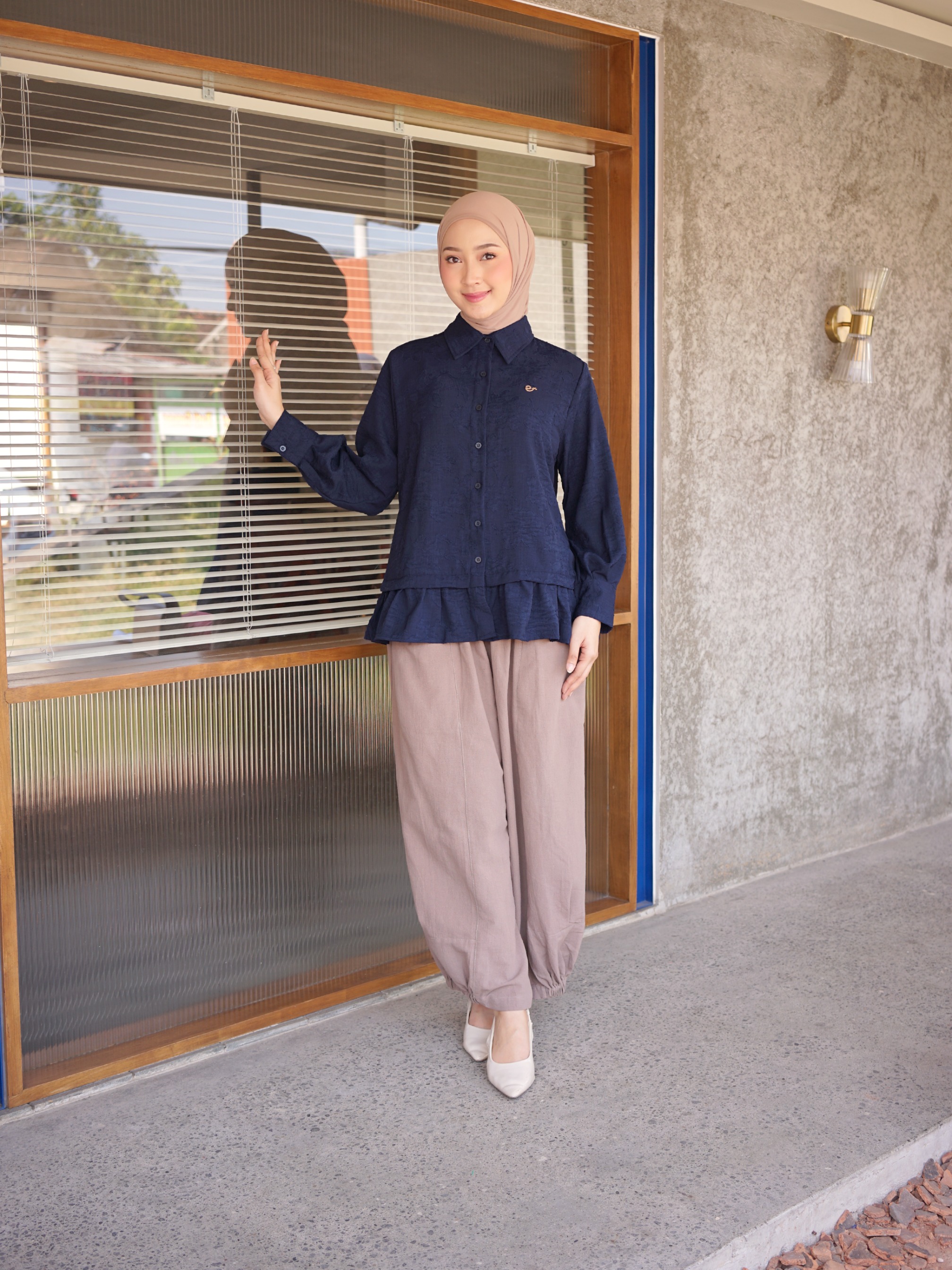 Nalla Top Navy