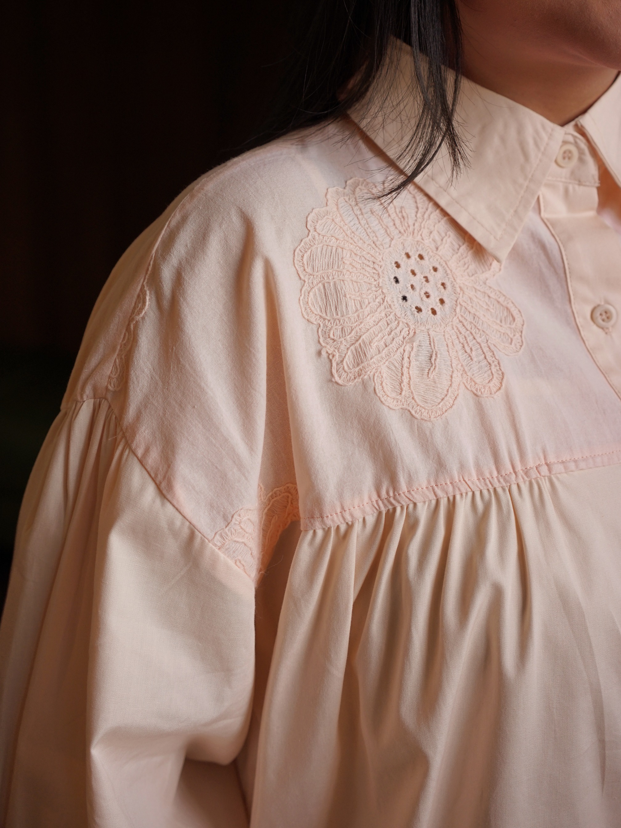 Vienna Top Pale Peach
