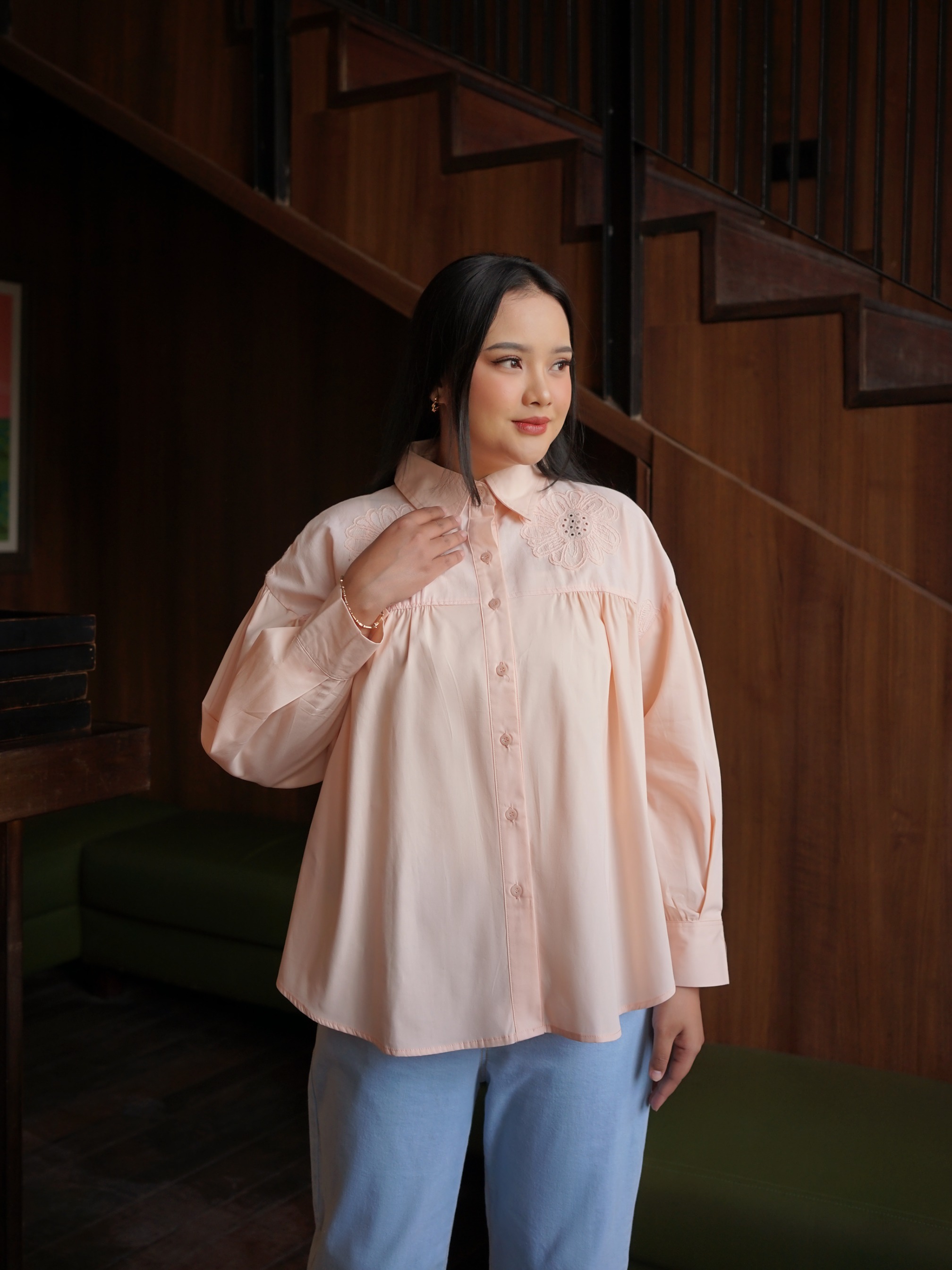 Vienna Top Pale Peach